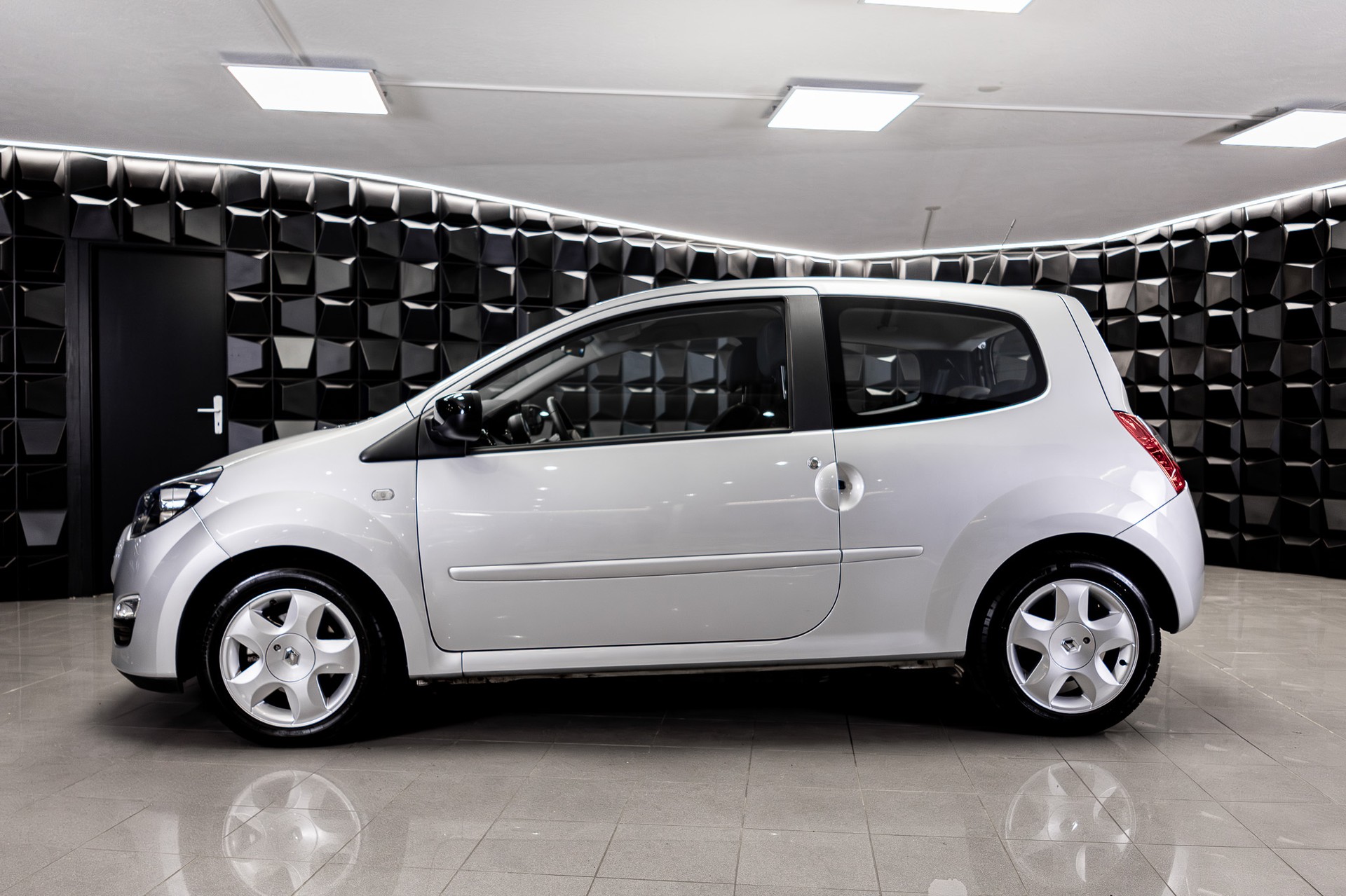 RENAULT Twingo 1.2 16V Dynamique - 2