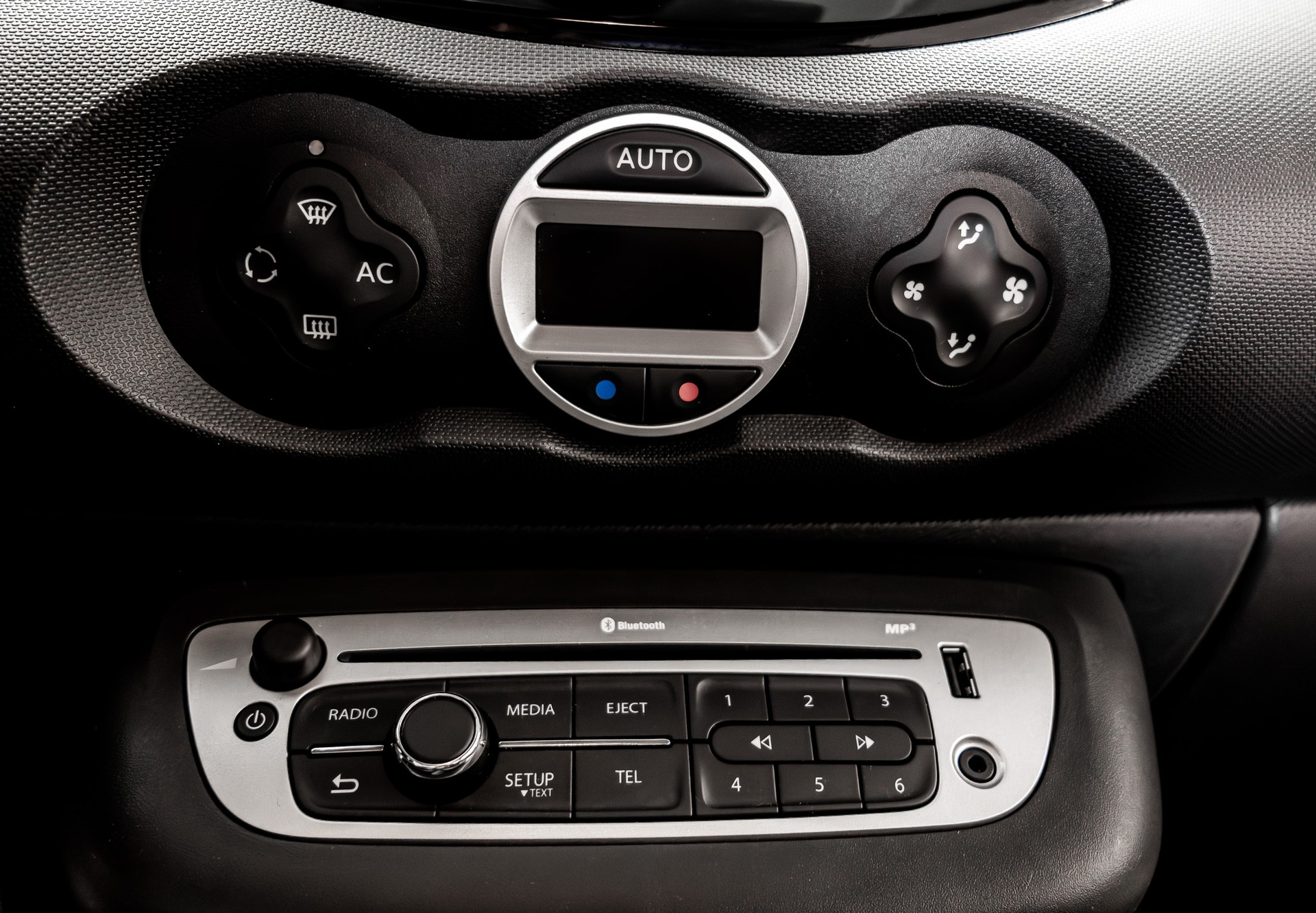 RENAULT Twingo 1.2 16V Dynamique - 13