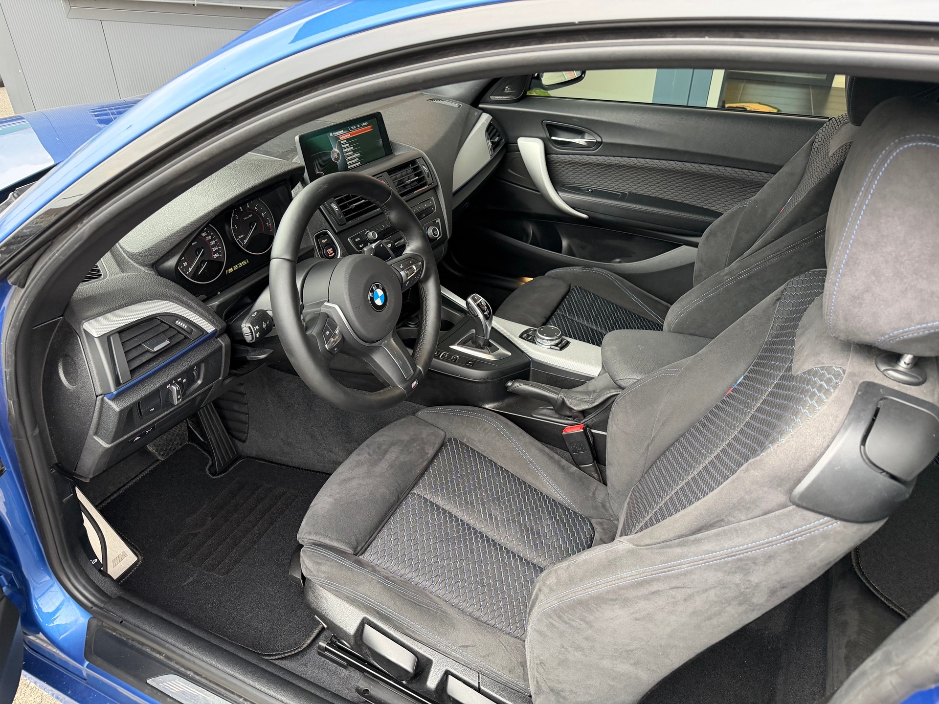 BMW M235i Steptronic - 8