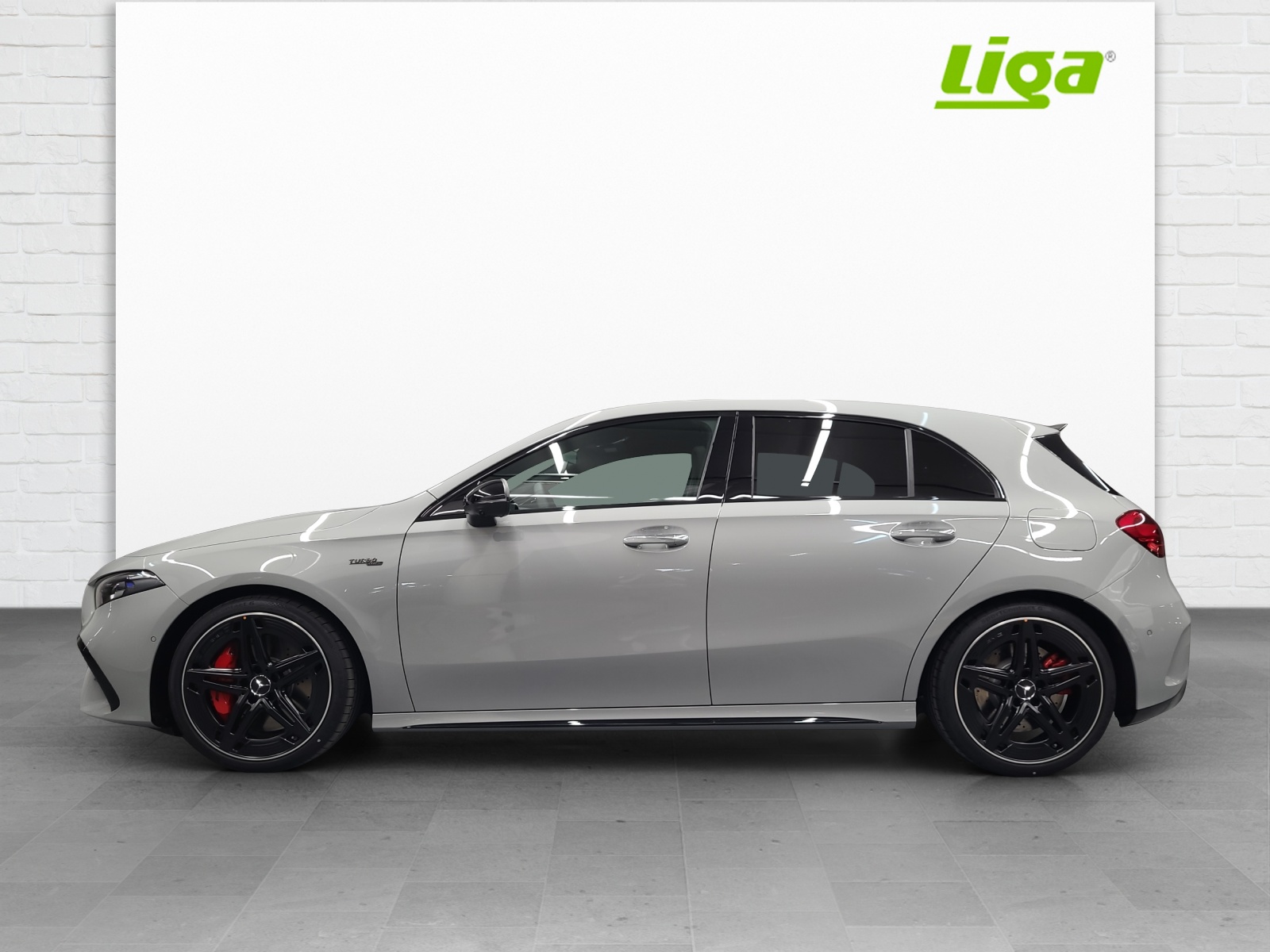 MERCEDES-BENZ AMG A 35 4Matic