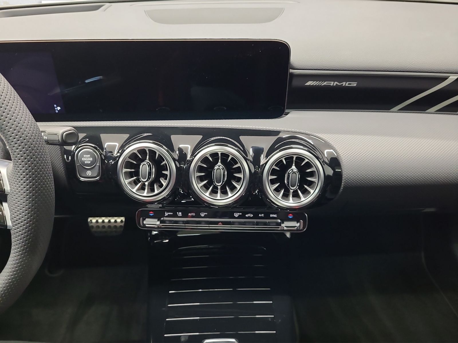 MERCEDES-BENZ AMG A 35 4Matic - 9