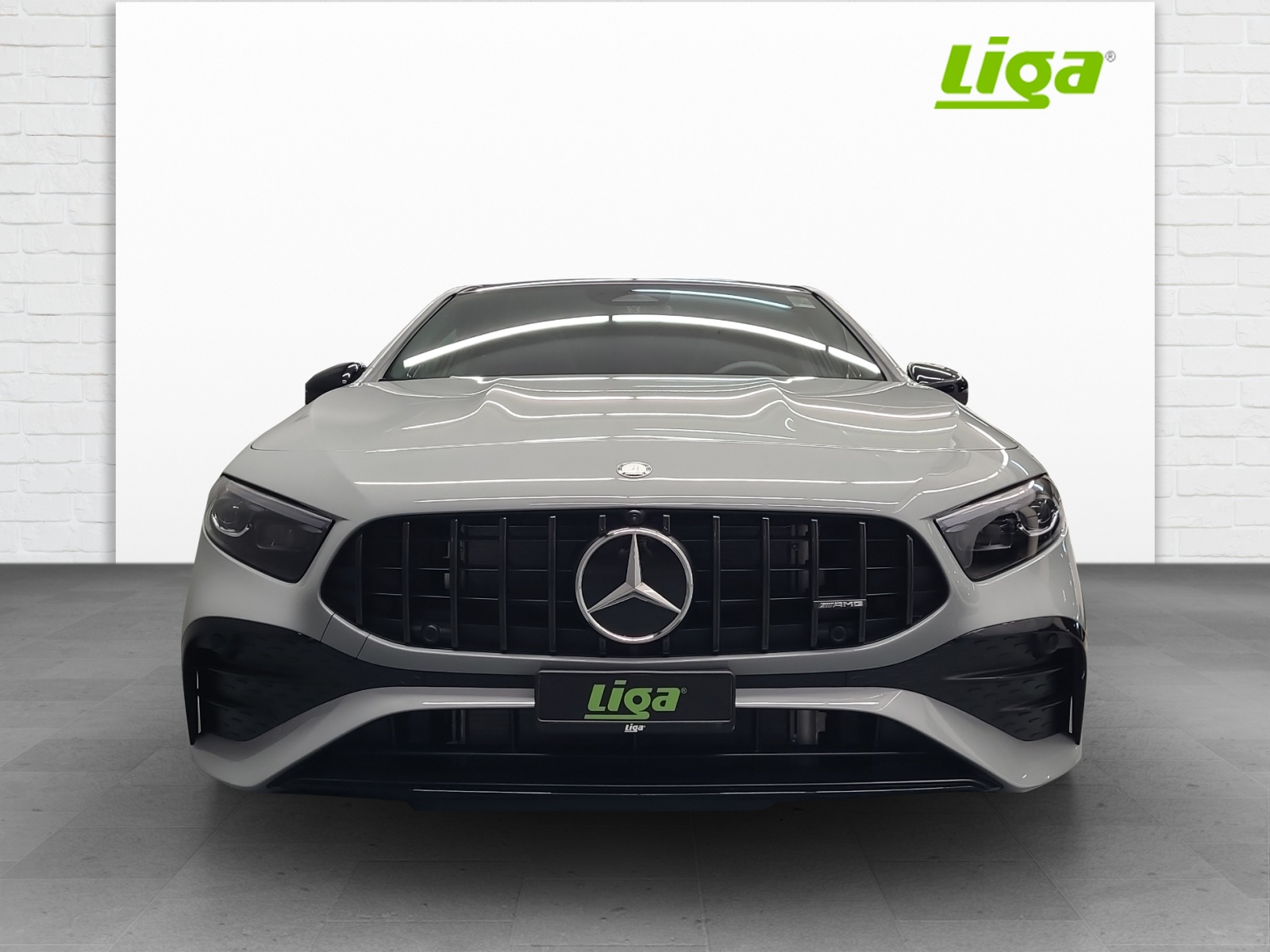 MERCEDES-BENZ AMG A 35 4Matic - 3