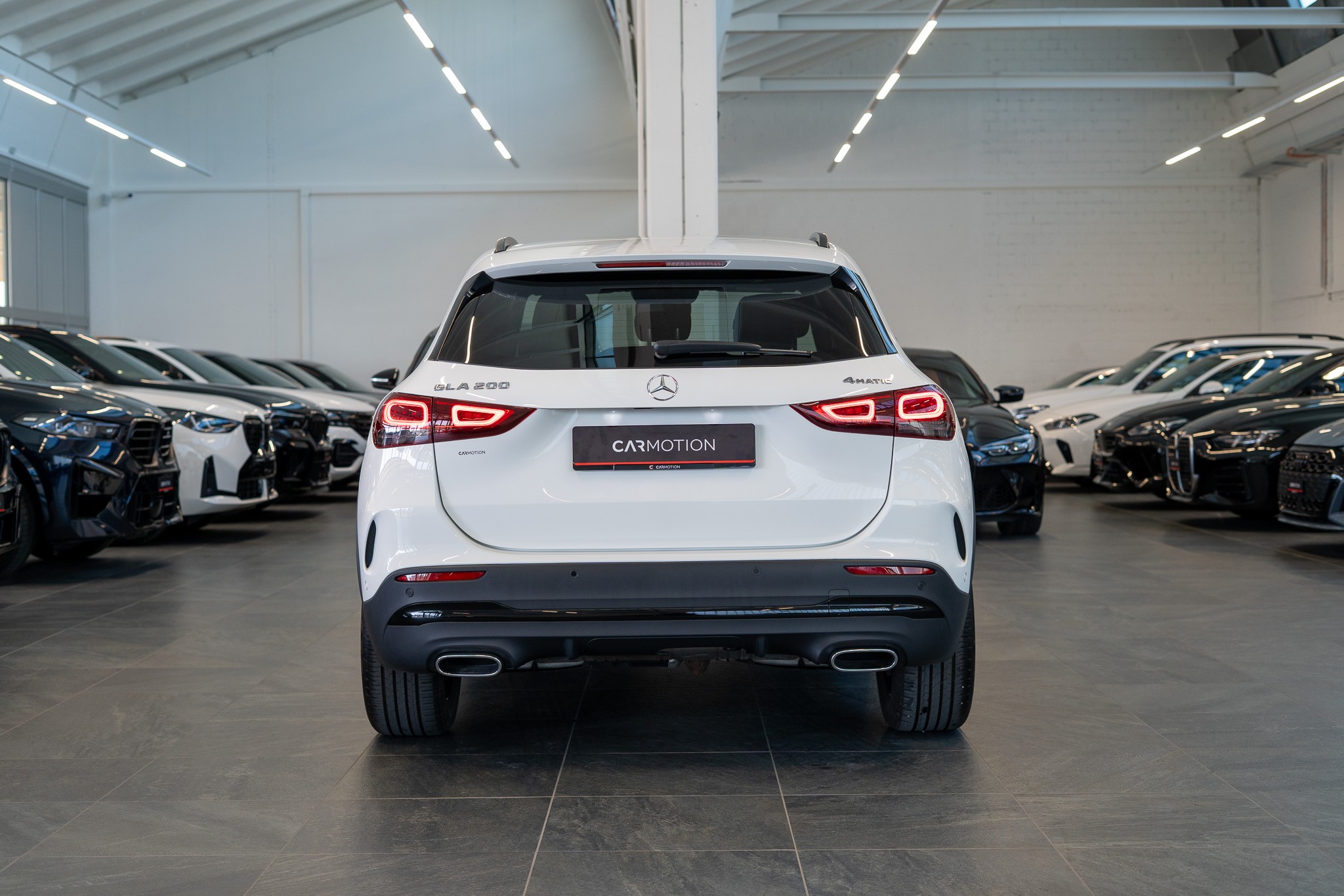 GLA 200 AMG Line 4matic / Ambiente-beleuchtung / Navi / Rückfahrkamera