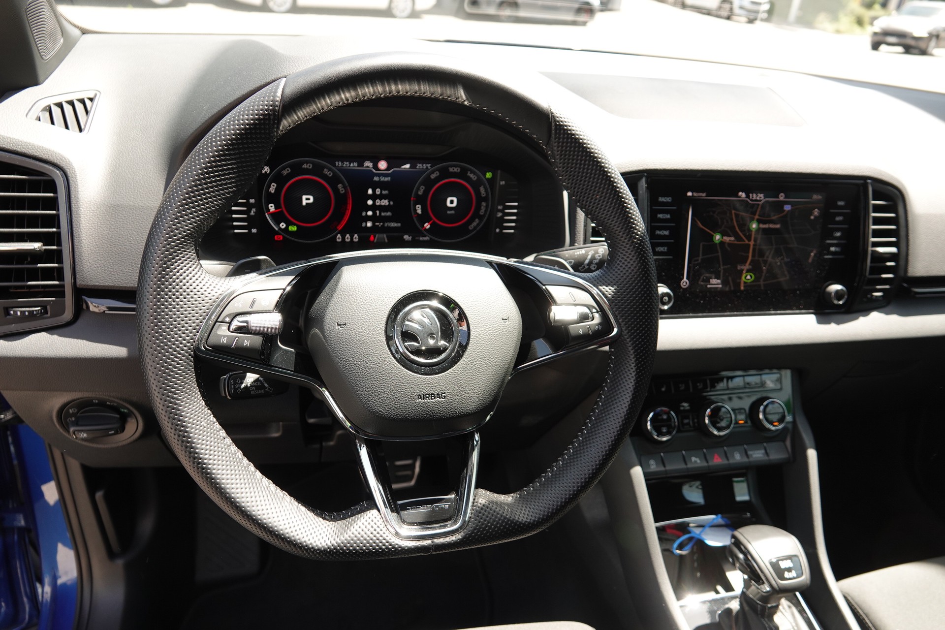 SKODA Karoq 2.0 TSI SportLine DSG 4x4 - 12
