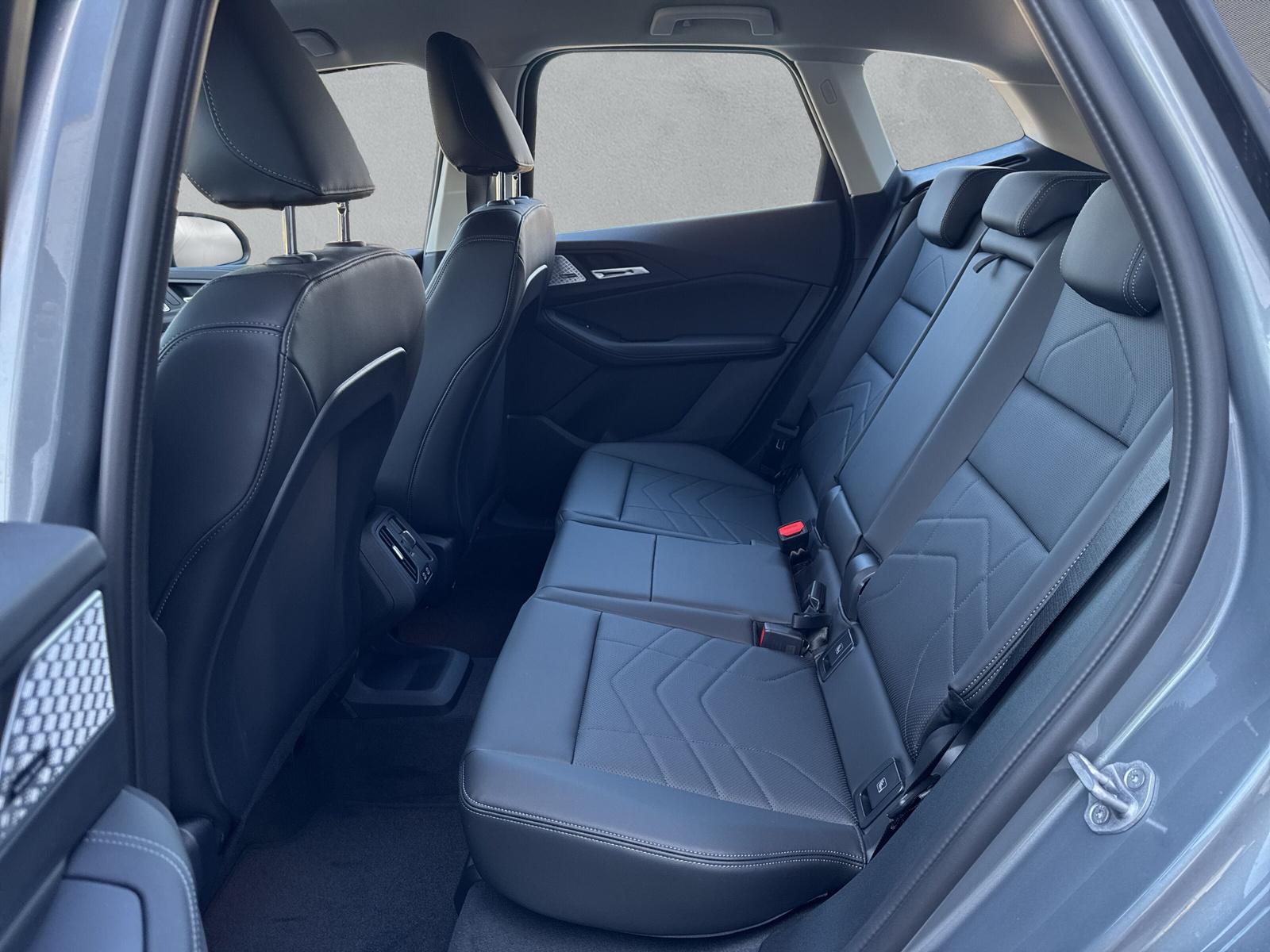 BMW 223i Active Tourer U06 (CH) 📍 - 12