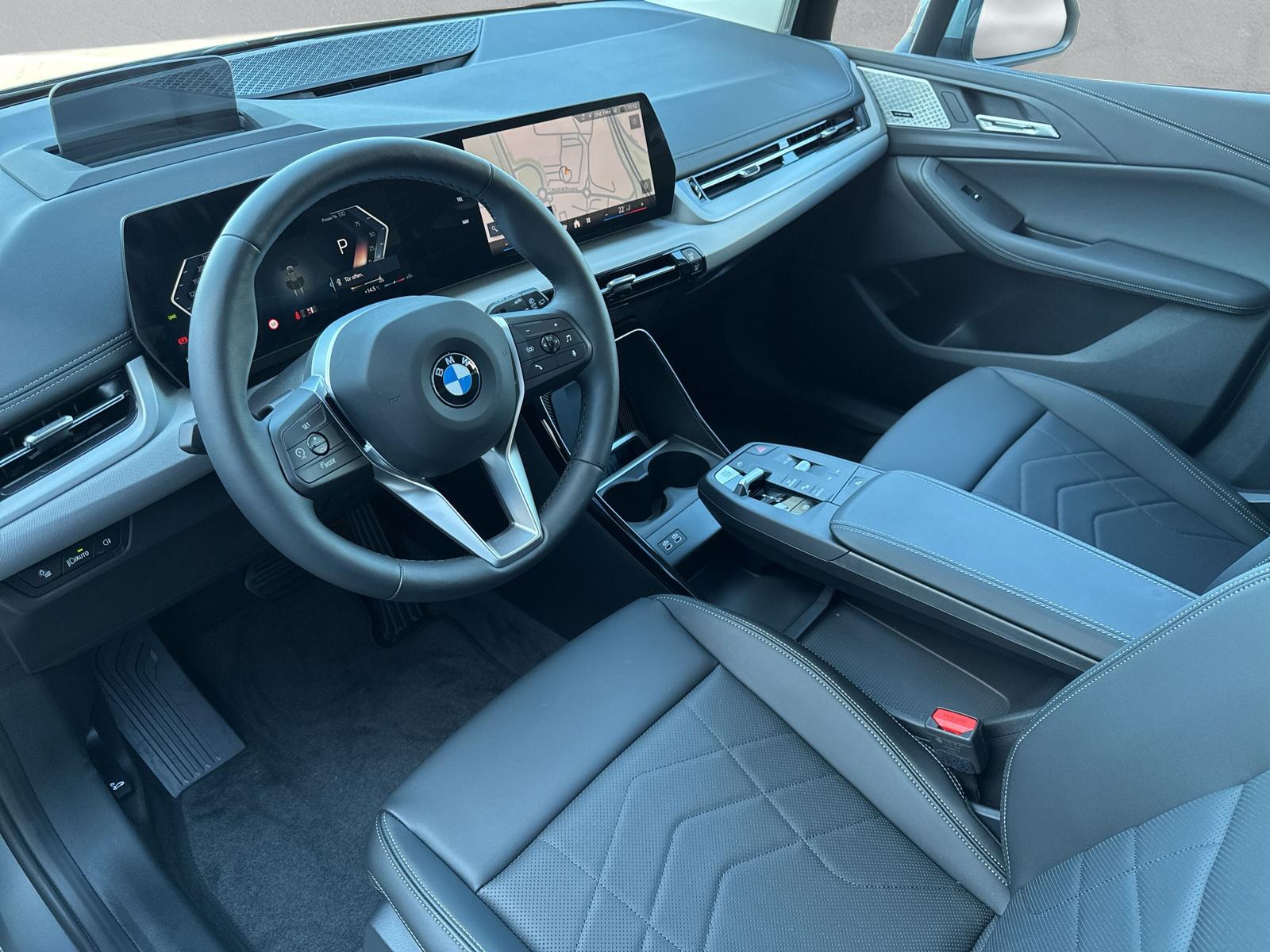 BMW 223i Active Tourer U06 (CH) 📍 - 23