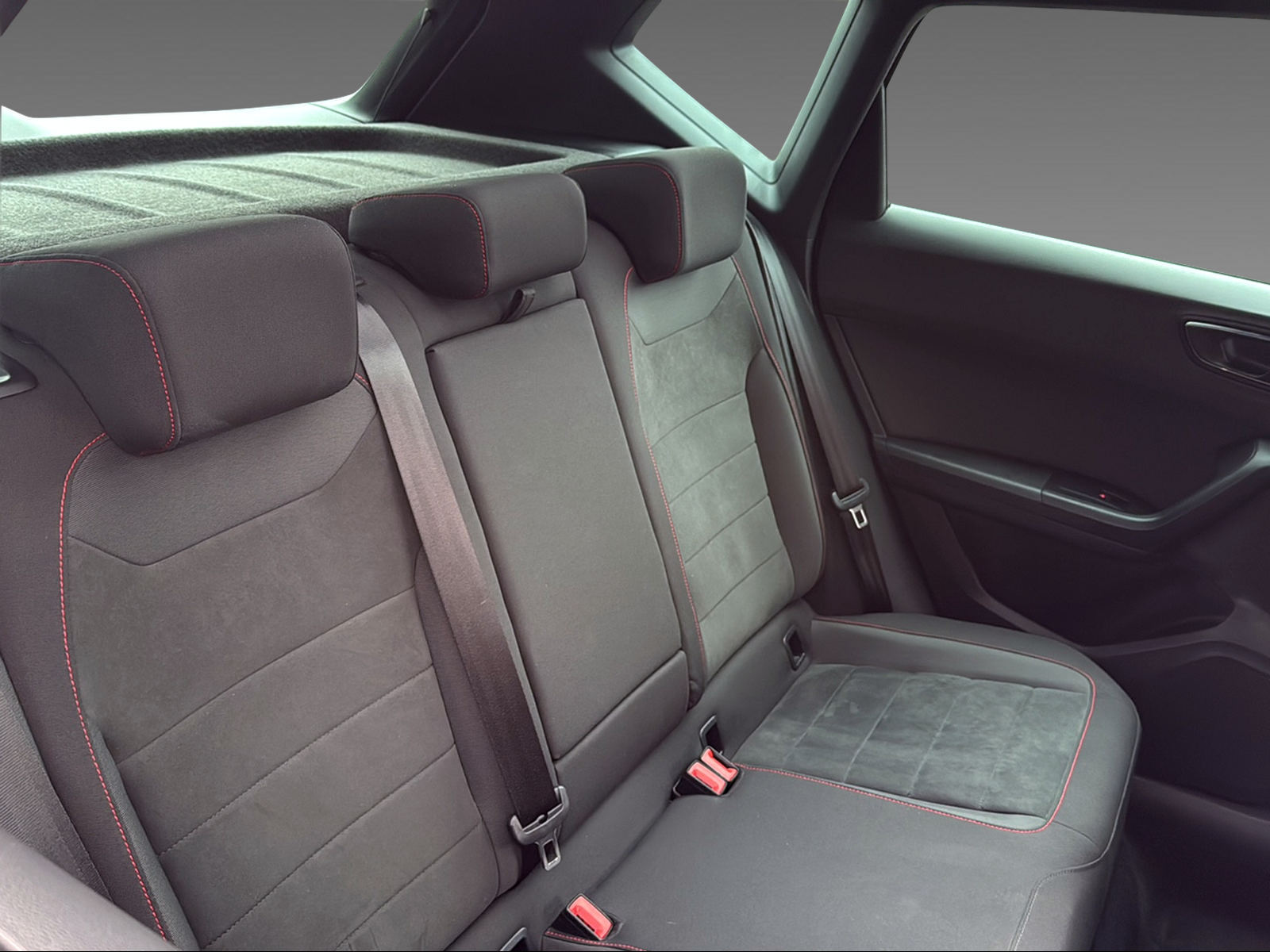 SEAT Ateca 1.5 TSI FR 4Drive DSG - 8