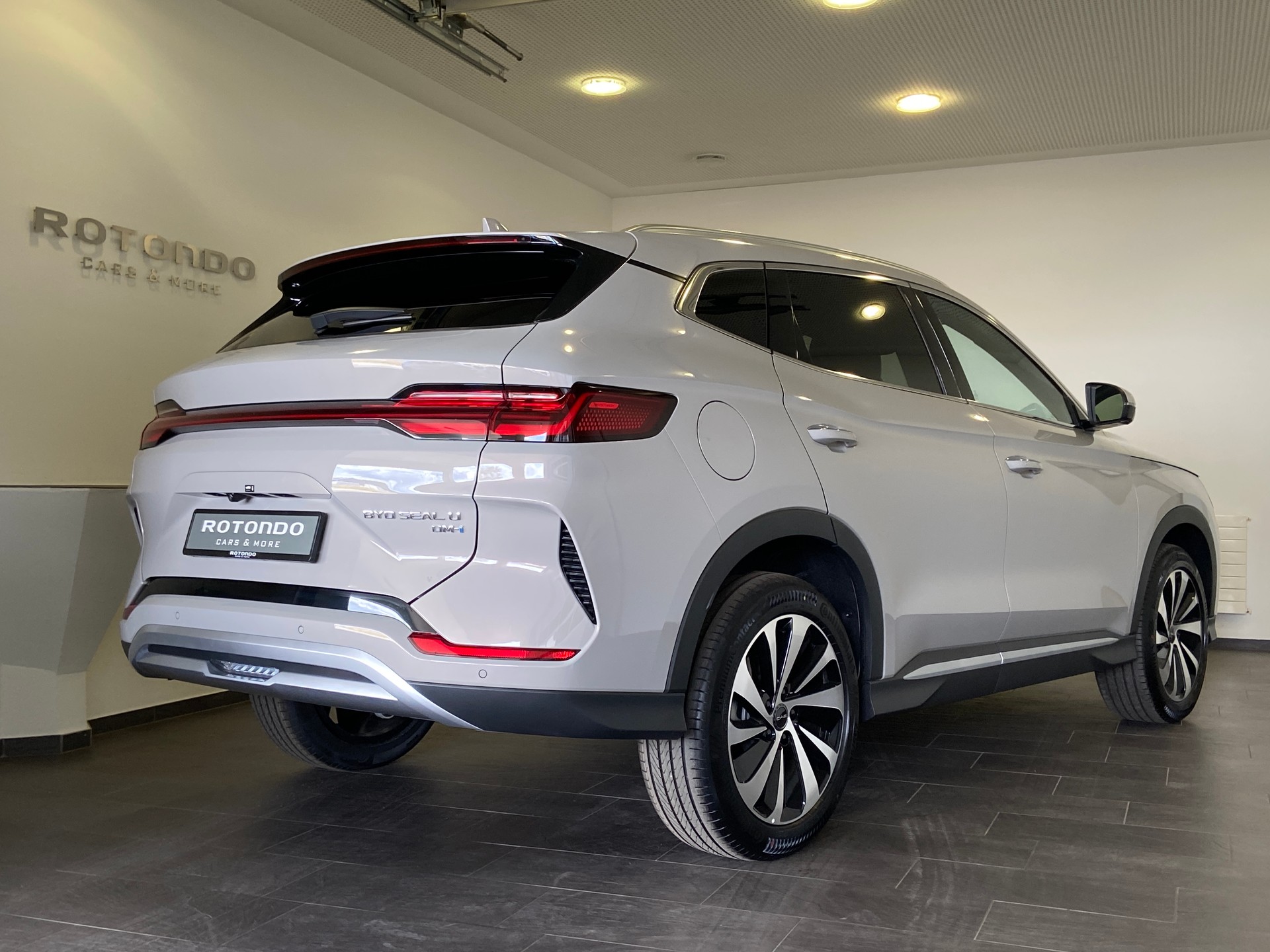 BYD Seal U DM-i Comfort - 2