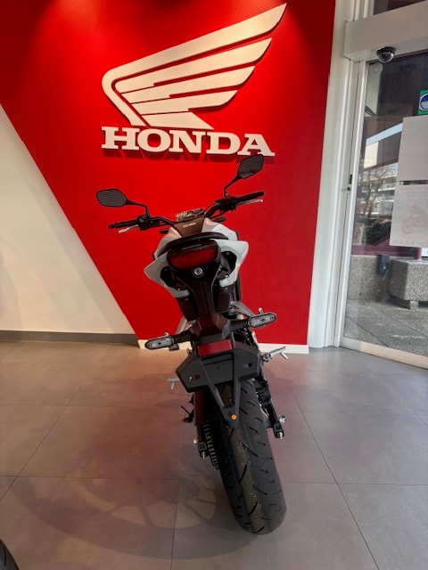 HONDA CB 125 R - 6