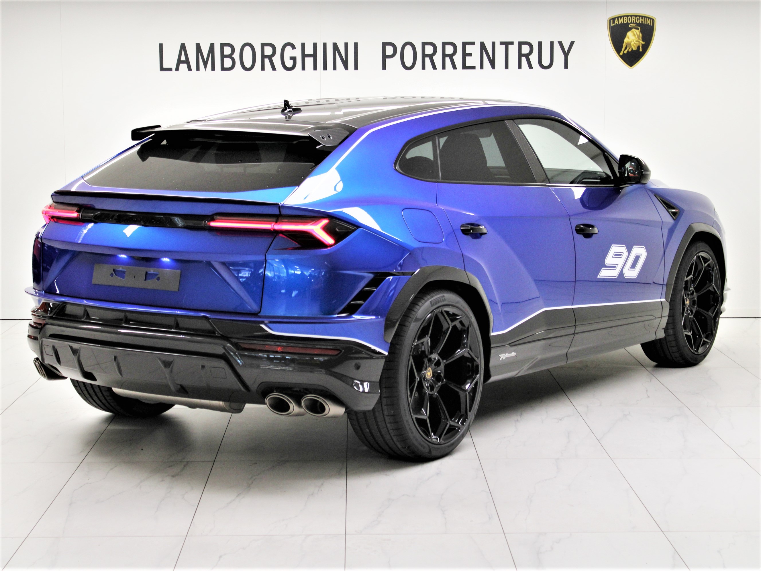 Urus Performante SCV12 thumbnail n°2