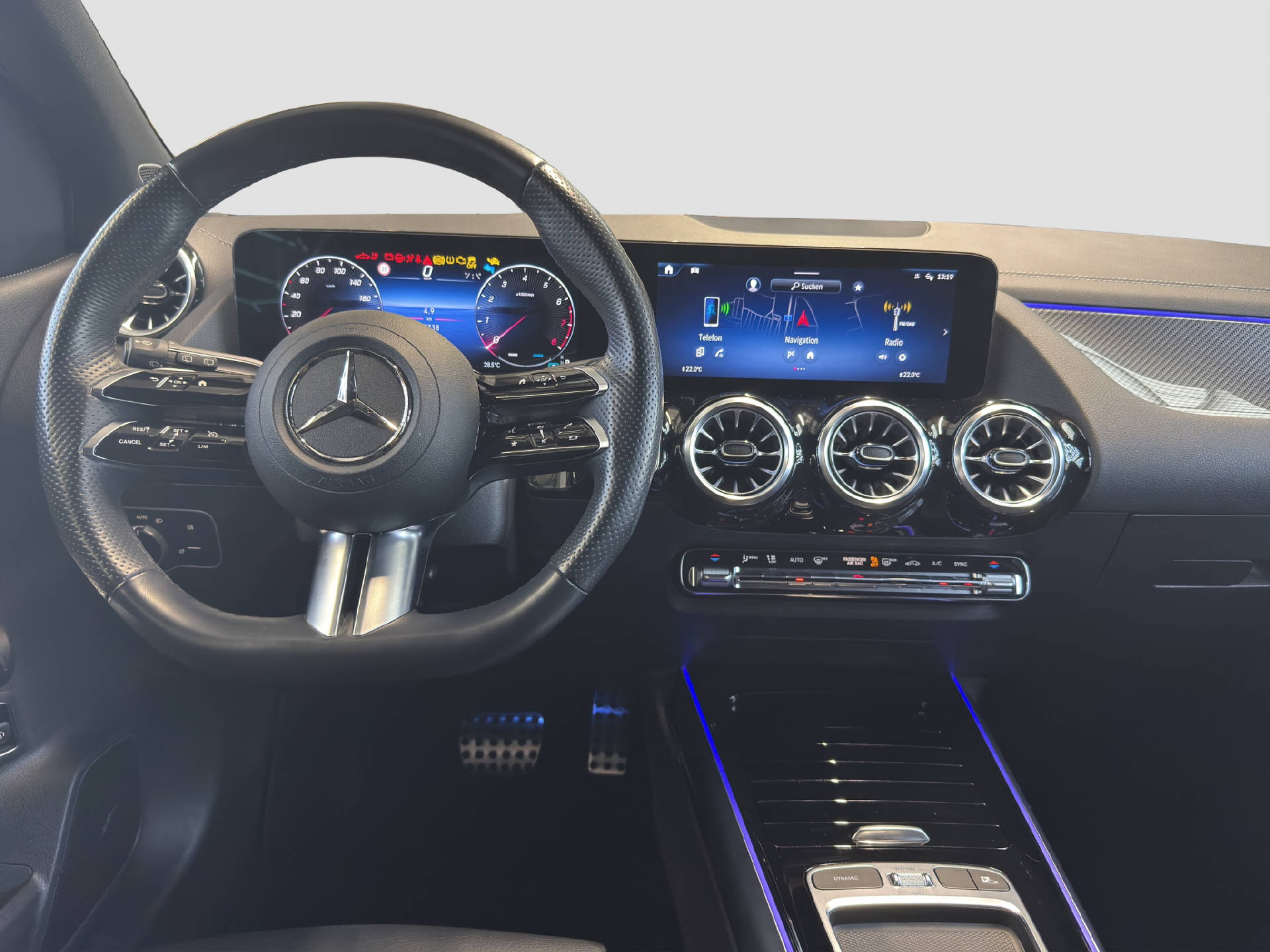 MERCEDES-BENZ B 200 AMG Line - 8