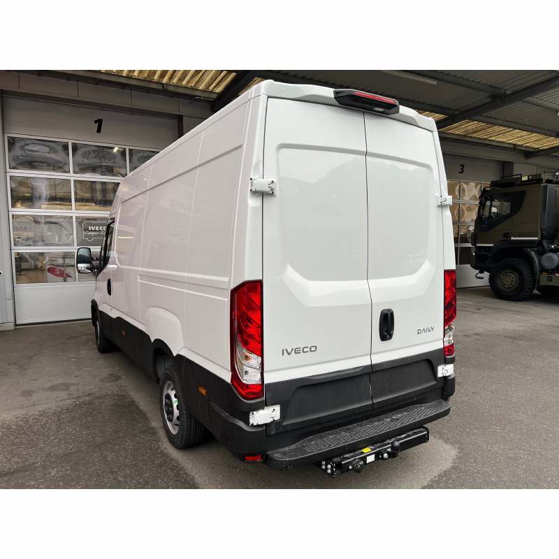 IVECO Daily 35S18HA8V Kaw.3520L H2 3.0 HPI 180 - 4