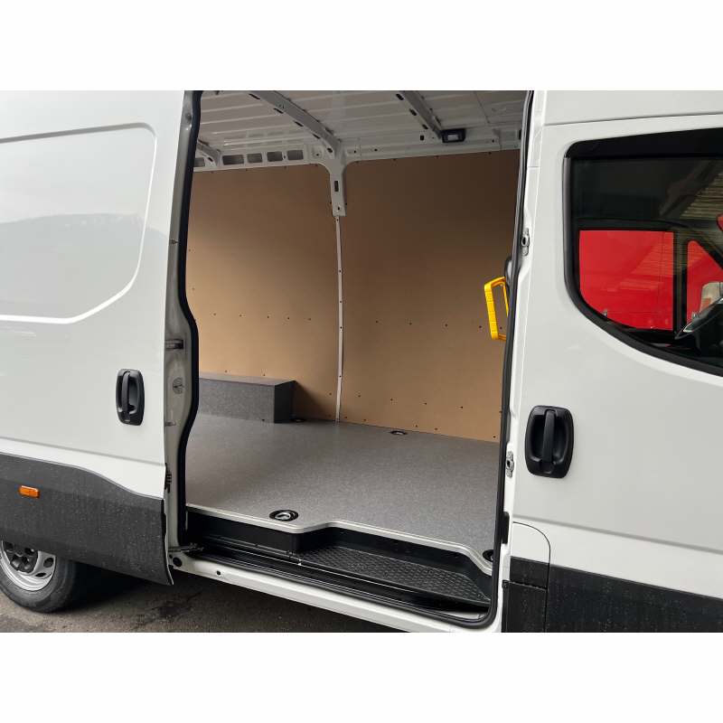 IVECO Daily 35S18HA8V Kaw.3520L H2 3.0 HPI 180 - 12