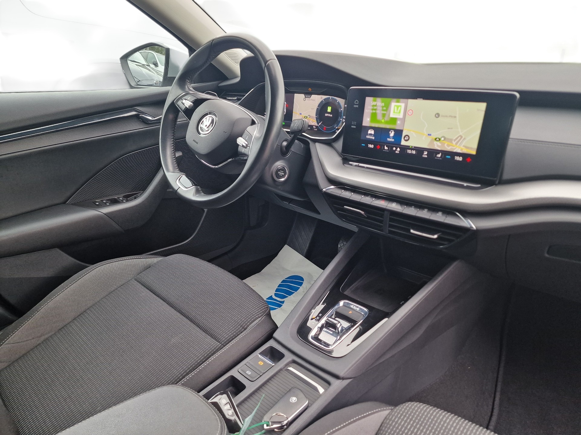 SKODA Octavia Combi 2.0 TDI DSG Ambition 4x4 24Mt Gara Anhängkupp - 12