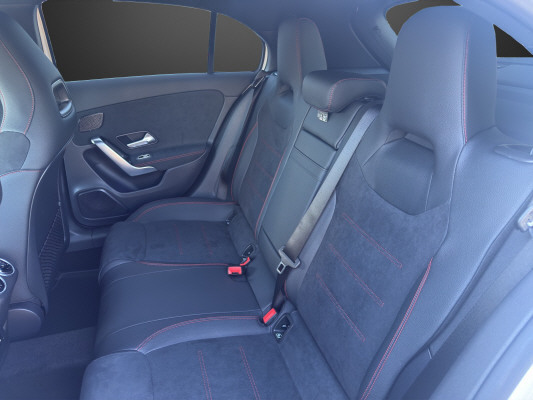 MERCEDES-BENZ A 250 4Matic 8G-DCT - 10