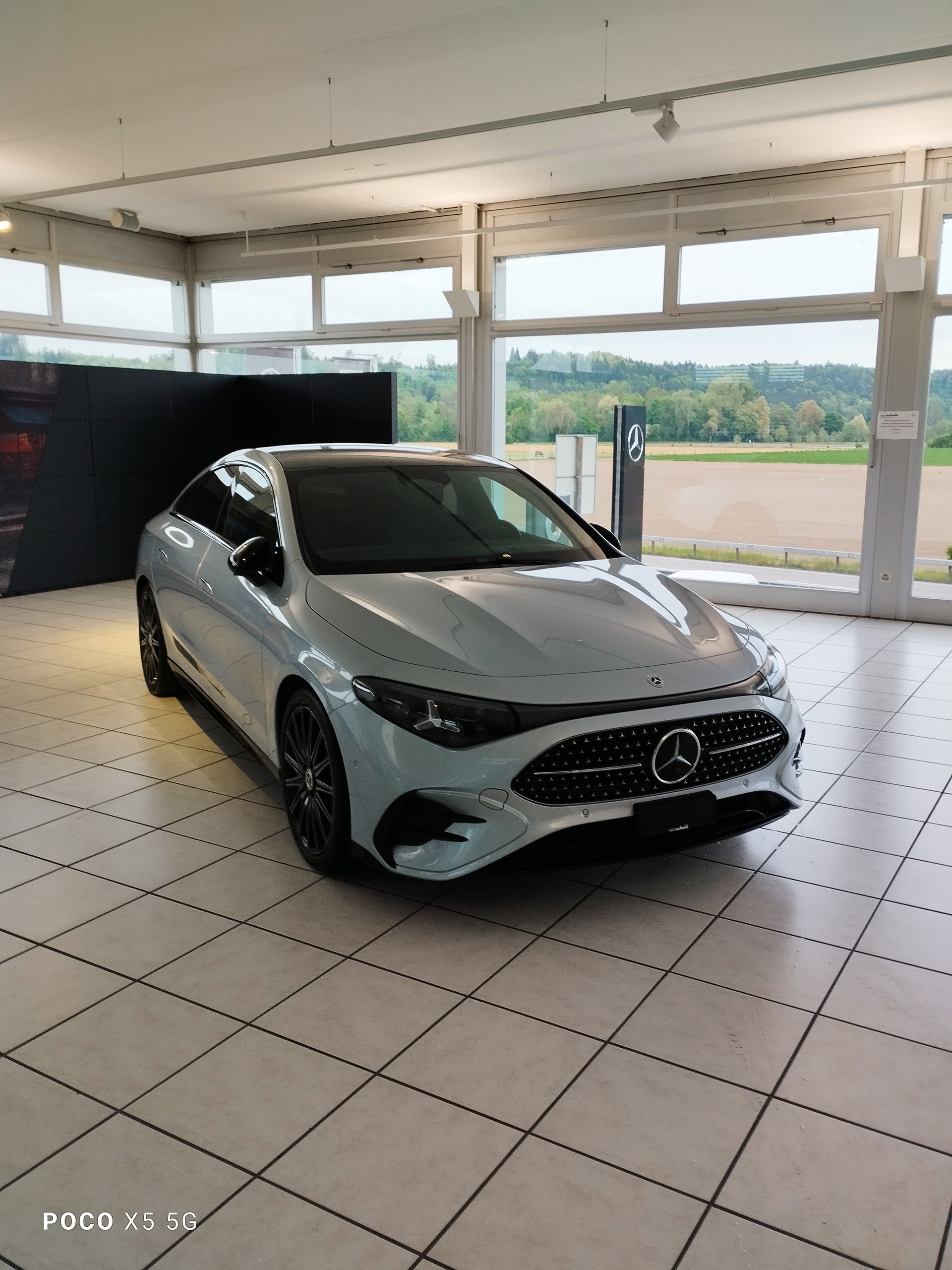MERCEDES-BENZ CLA 220 4MATIC - 2