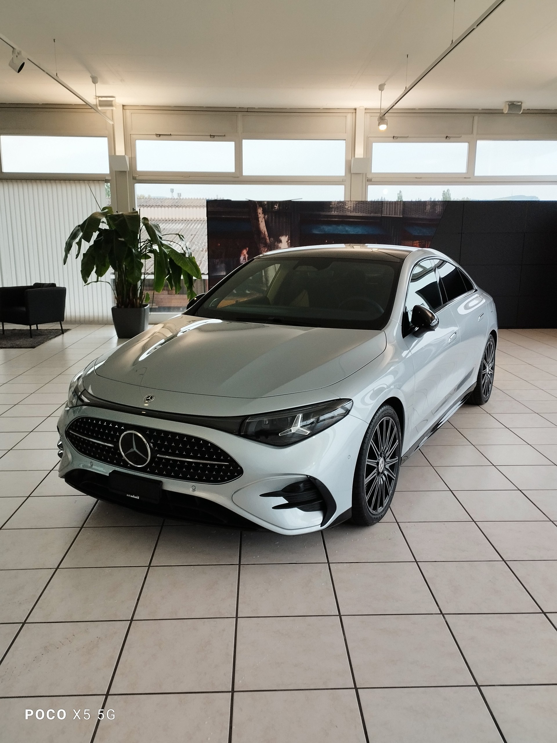 MERCEDES-BENZ CLA 220 4MATIC - 3