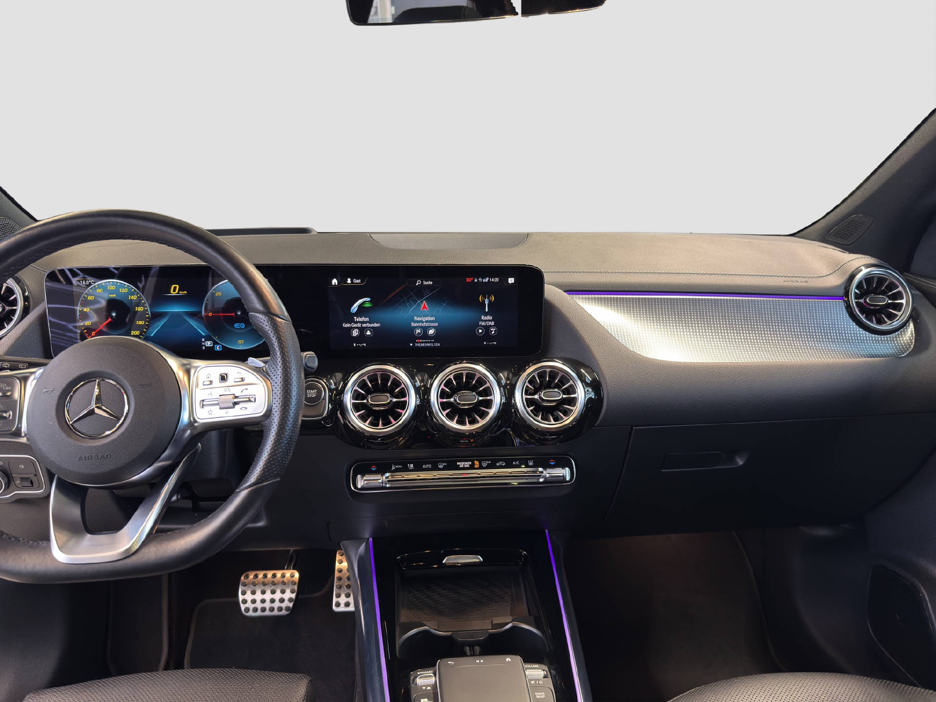 MERCEDES-BENZ EQA 300 Swiss Star AMG Line 4MATIC - 11