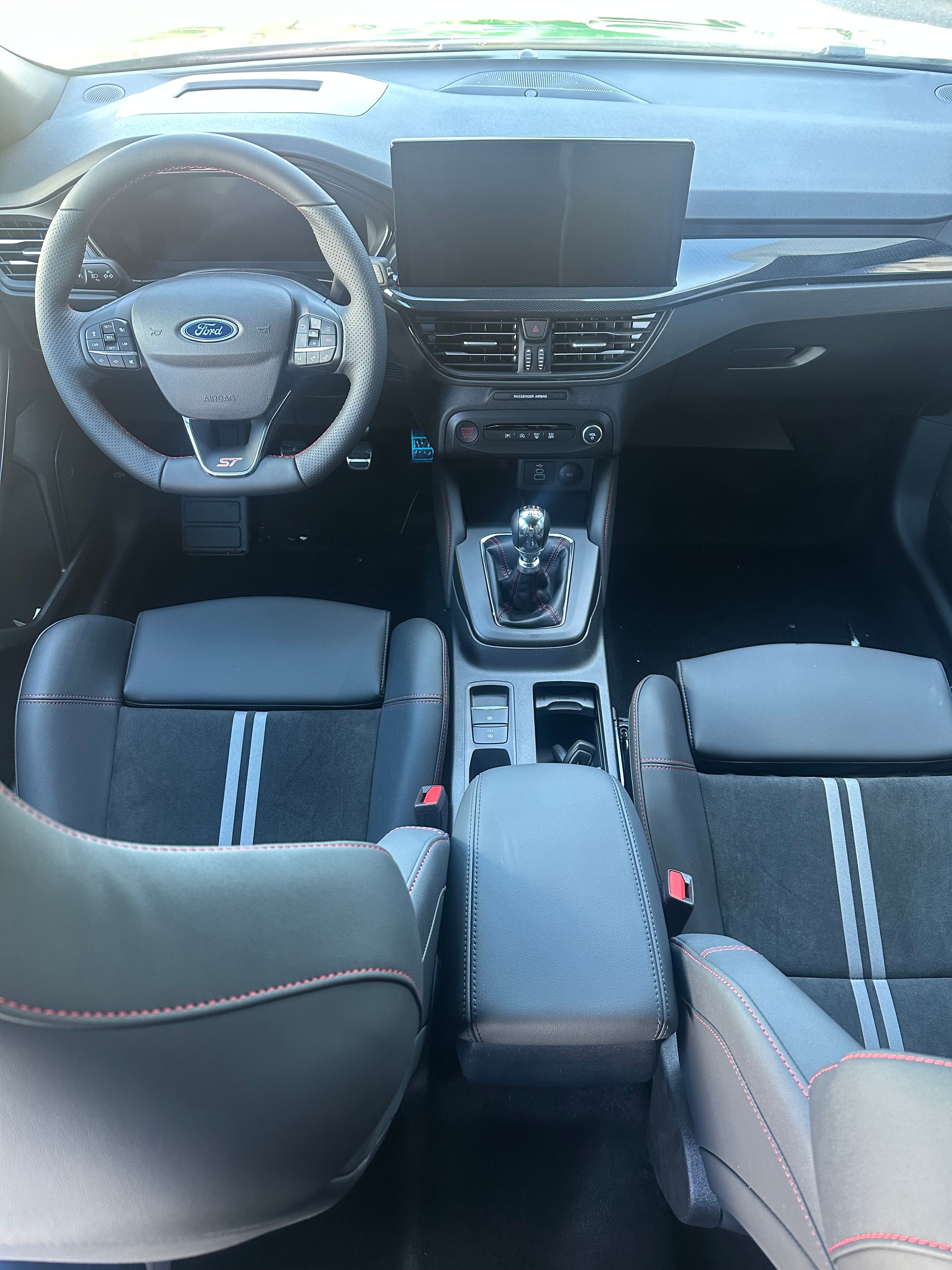 FORD Focus 2.3 EcoB ST X 280CV/Man. - 11