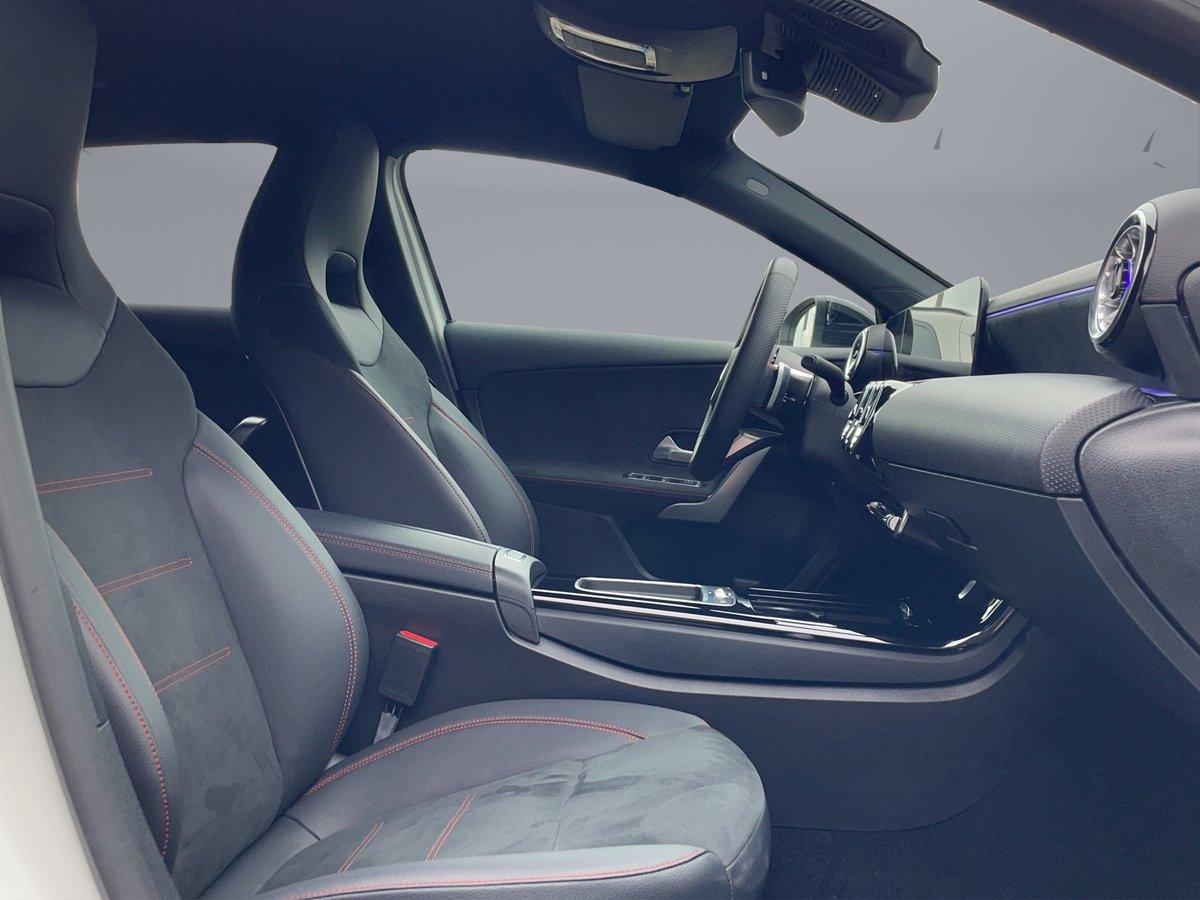 MERCEDES-BENZ A 250 AMG Line 4m - 16