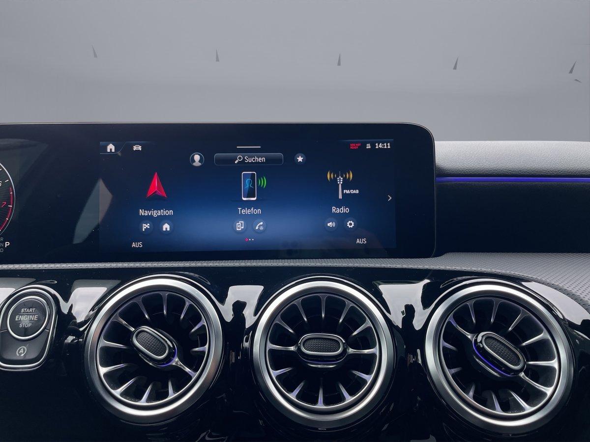 MERCEDES-BENZ A 250 AMG Line 4m - 15