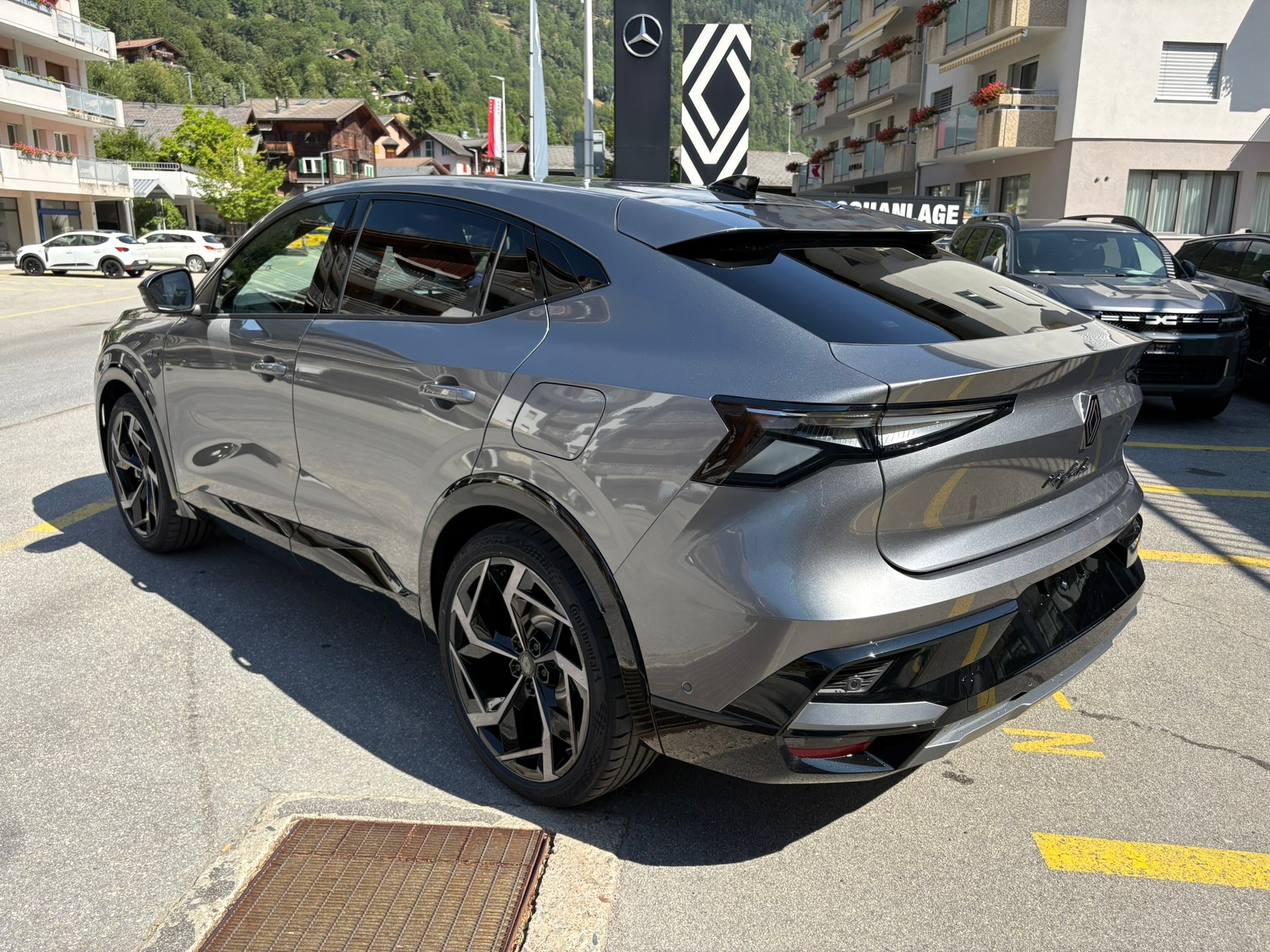 RENAULT Rafale 1.2 E-Tech Plug-in Hybrid 300 4x4 Atelier Alpine - 7