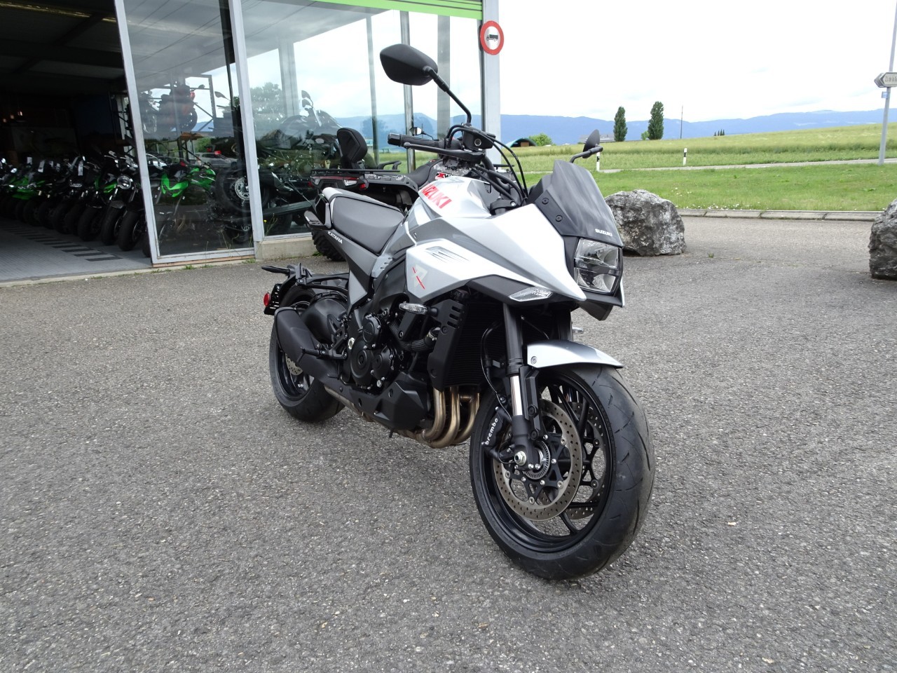 SUZUKI GSX-S 1000 Katana - 2
