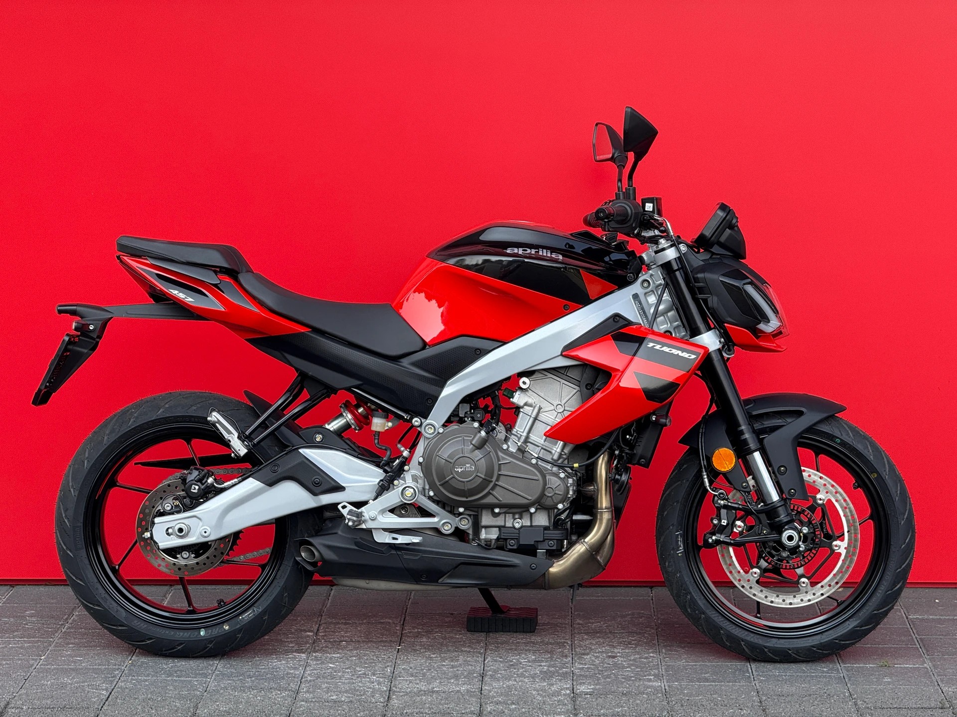 APRILIA Tuono 457 - 1