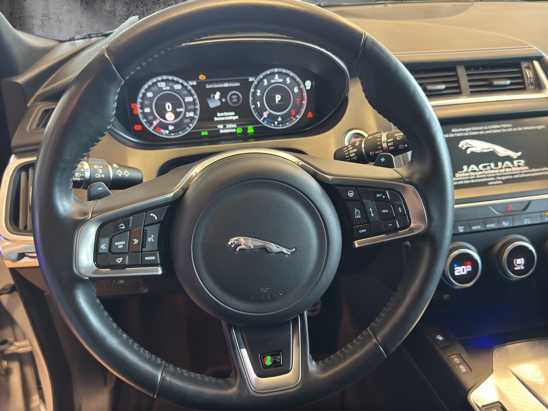 JAGUAR E-Pace 2.0 P300 R-Dynamic HSE AWD Automatik - 10