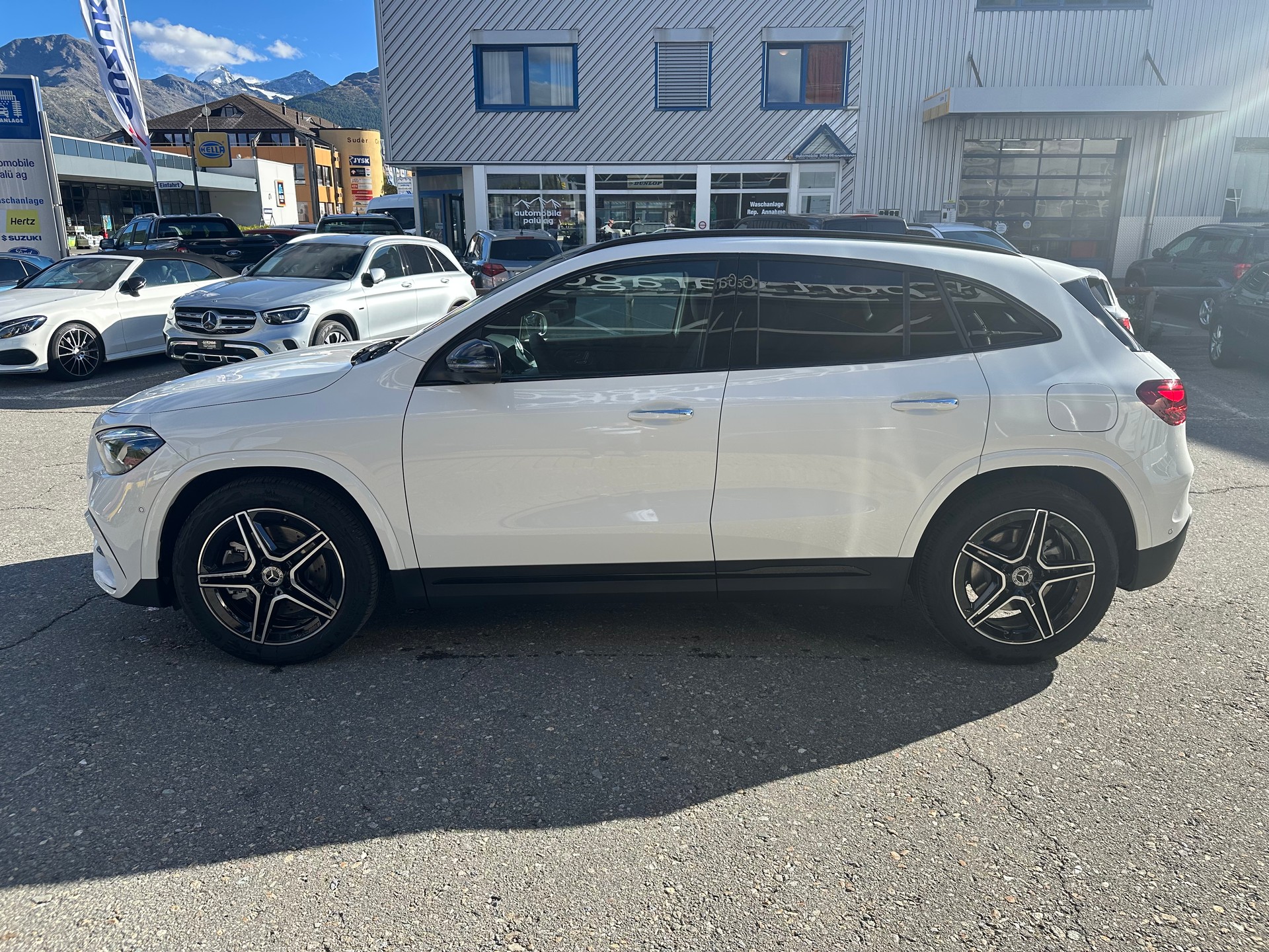 MERCEDES-BENZ GLA 250 Swiss Star AMG Line 4matic - 6