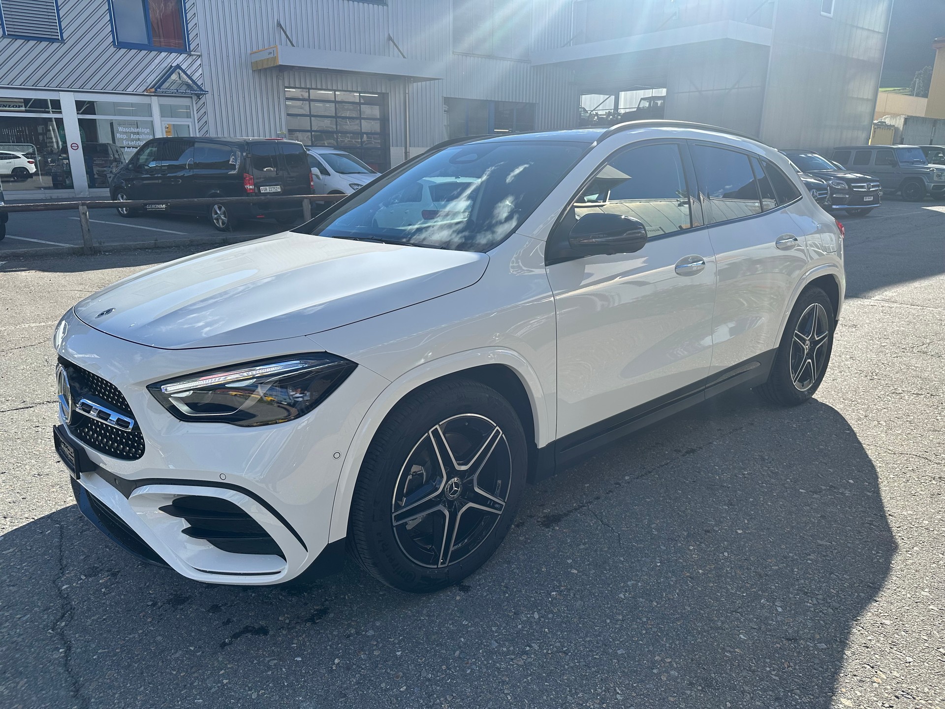 MERCEDES-BENZ GLA 250 Swiss Star AMG Line 4matic - 5