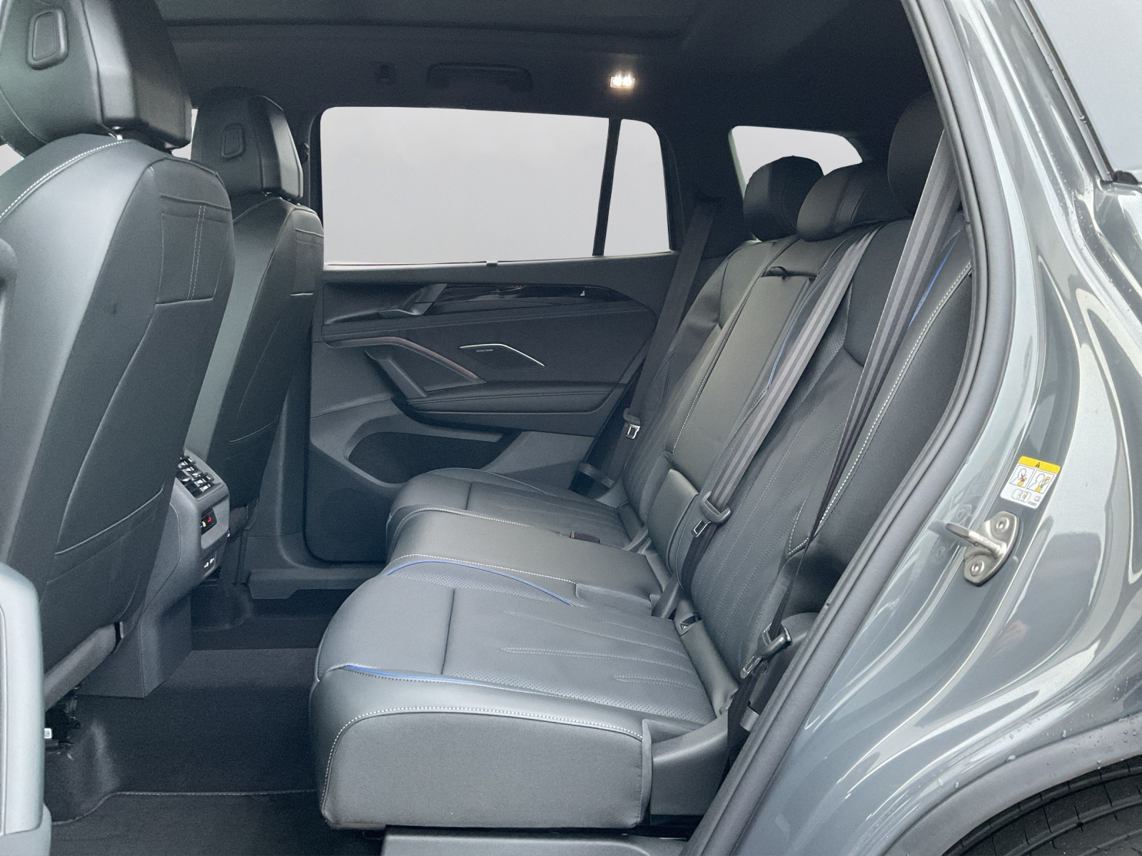 VW Tayron 2.0 TSI R-Line DSG 4Motion - 11