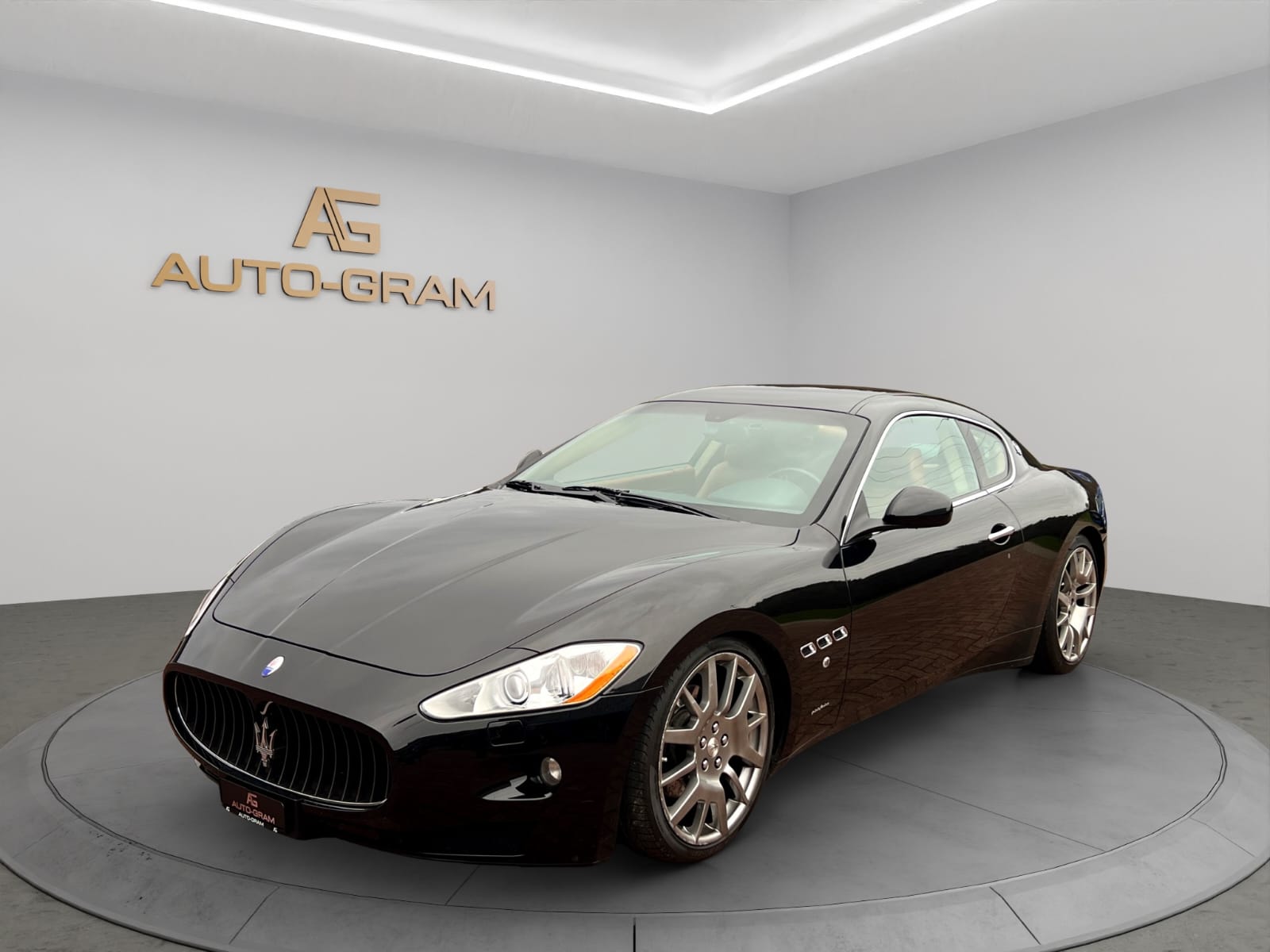 MASERATI GRANTURISMO