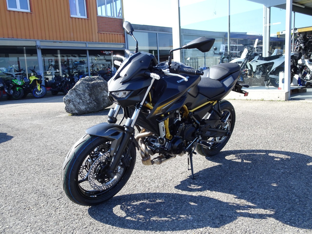 KAWASAKI Z 650 S (35kW) - 5