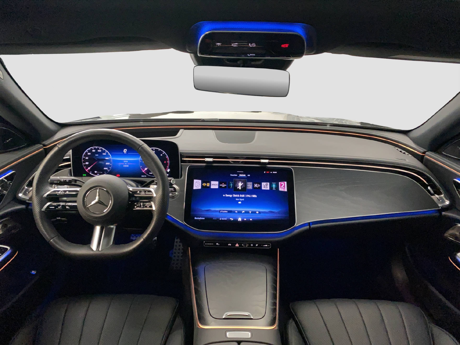 MERCEDES-BENZ E 220 d AMG Line 4MATIC Kombi - 8