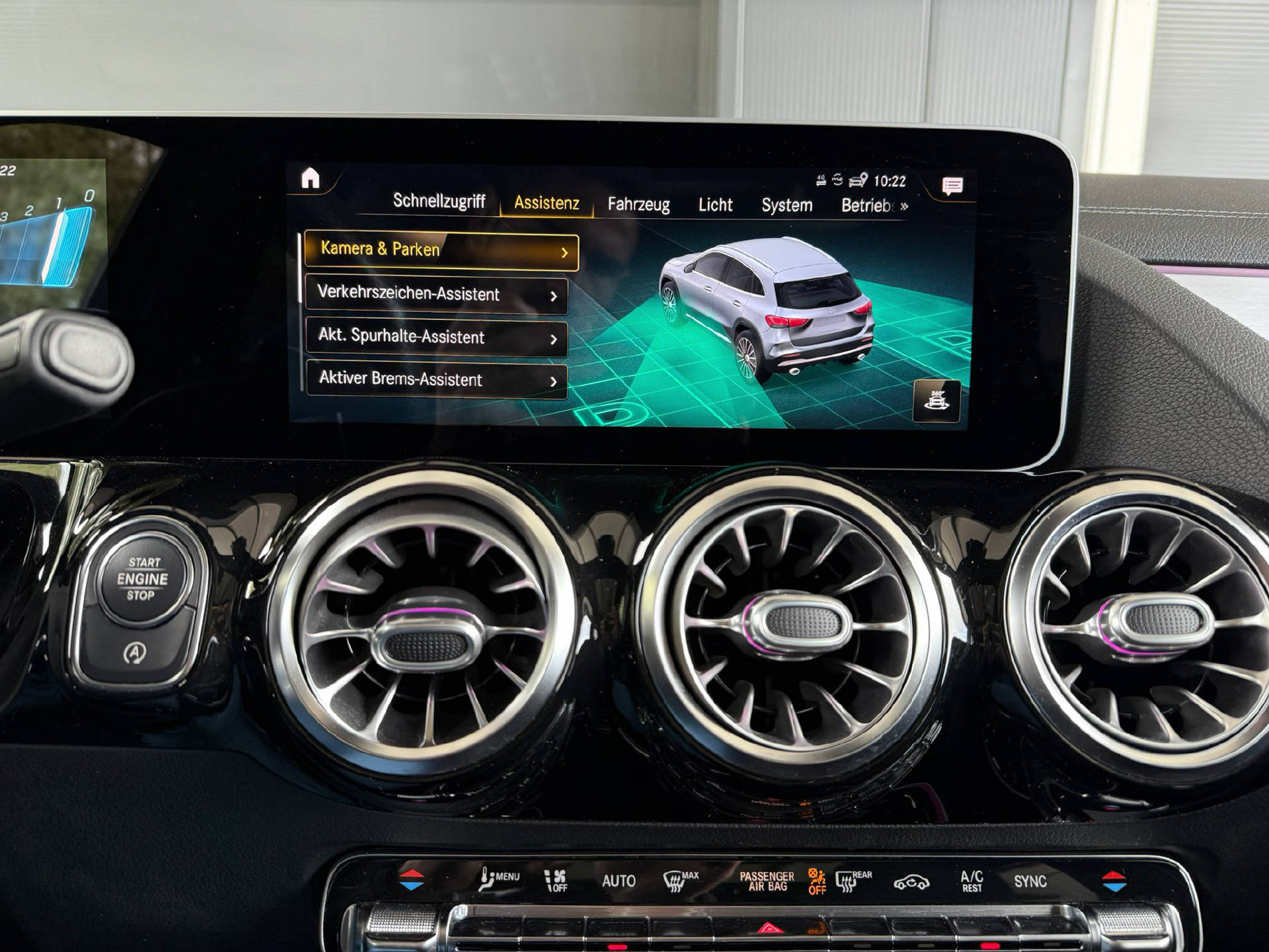 MERCEDES-BENZ GLA 35 AMG 4matic-13