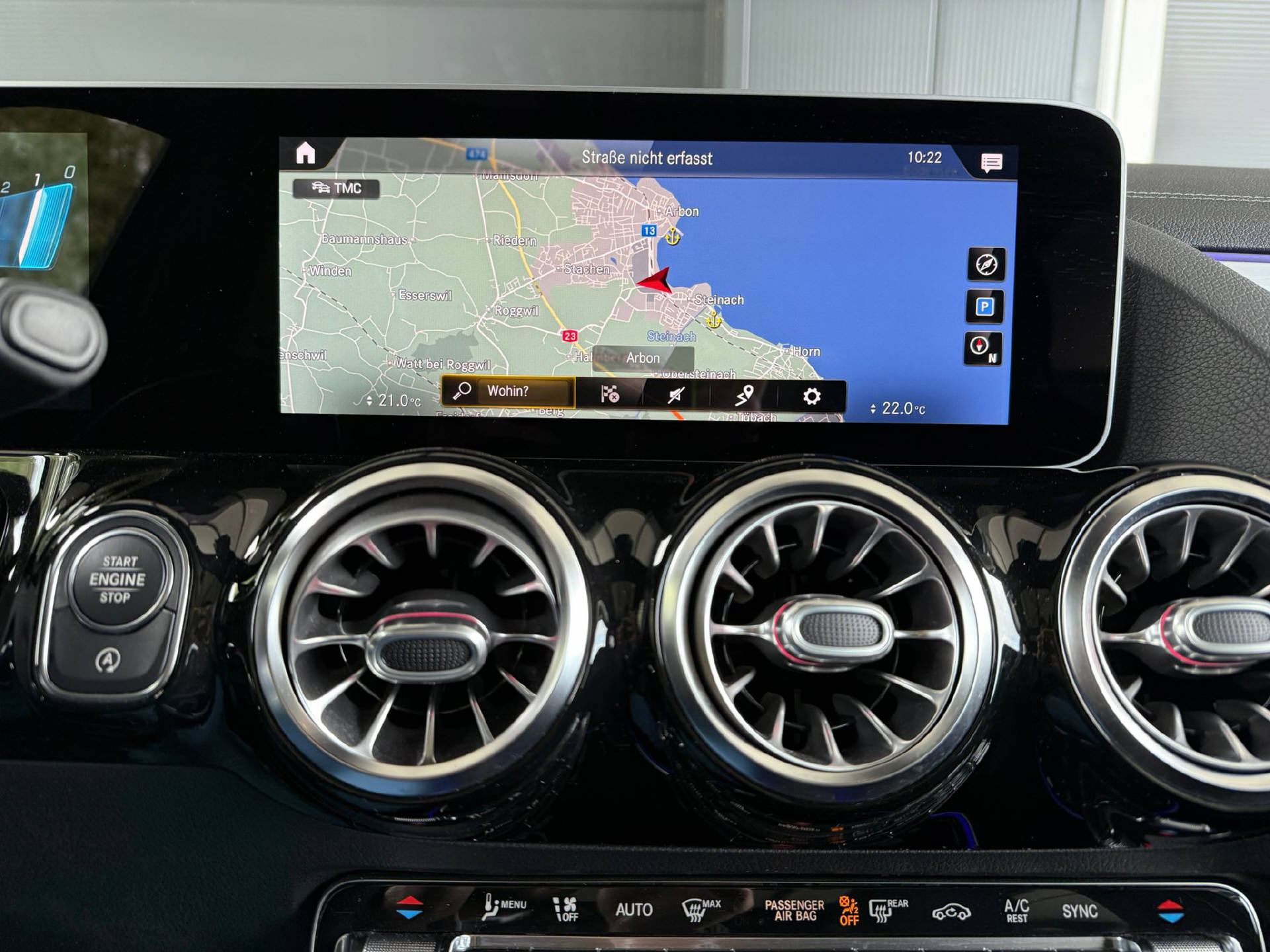 MERCEDES-BENZ GLA 35 AMG 4matic-12
