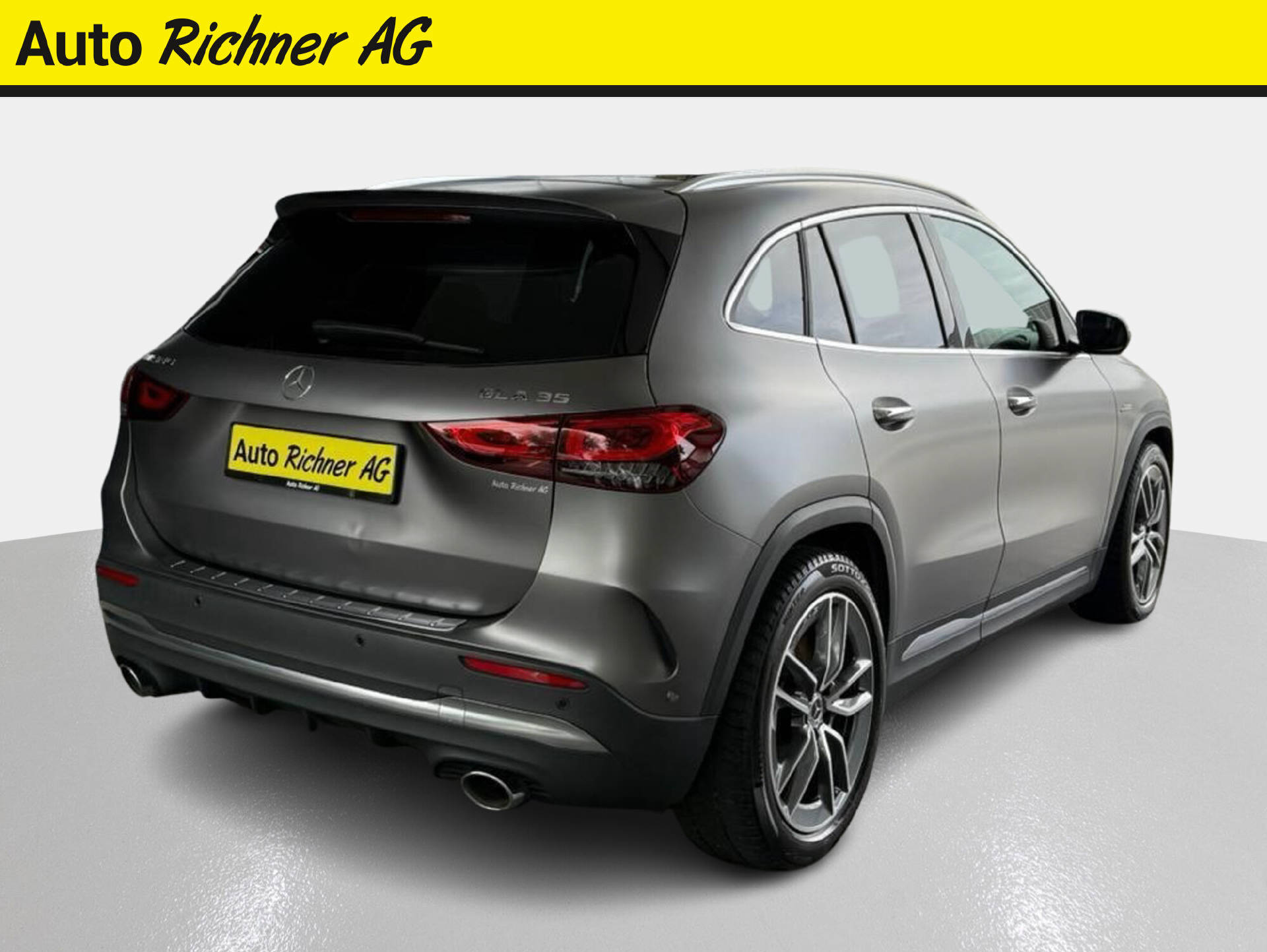 MERCEDES-BENZ GLA 35 AMG 4matic-3