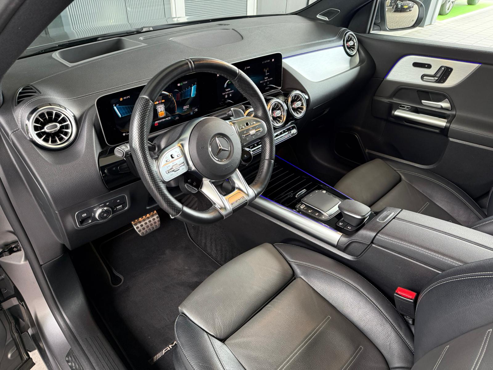 MERCEDES-BENZ GLA 35 AMG 4matic-5