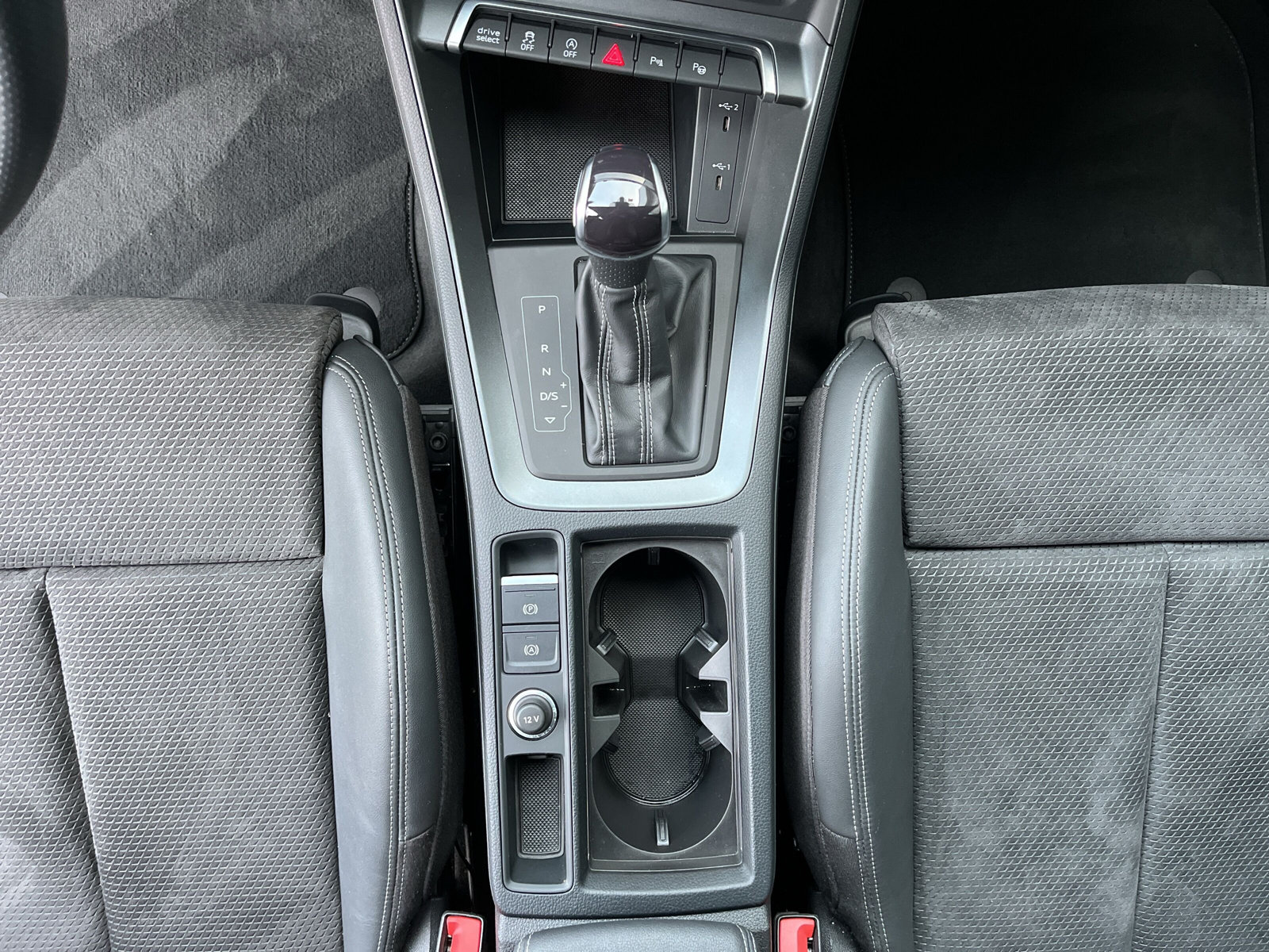 AUDI Q3 Sportback 35 TFSI S line - 13