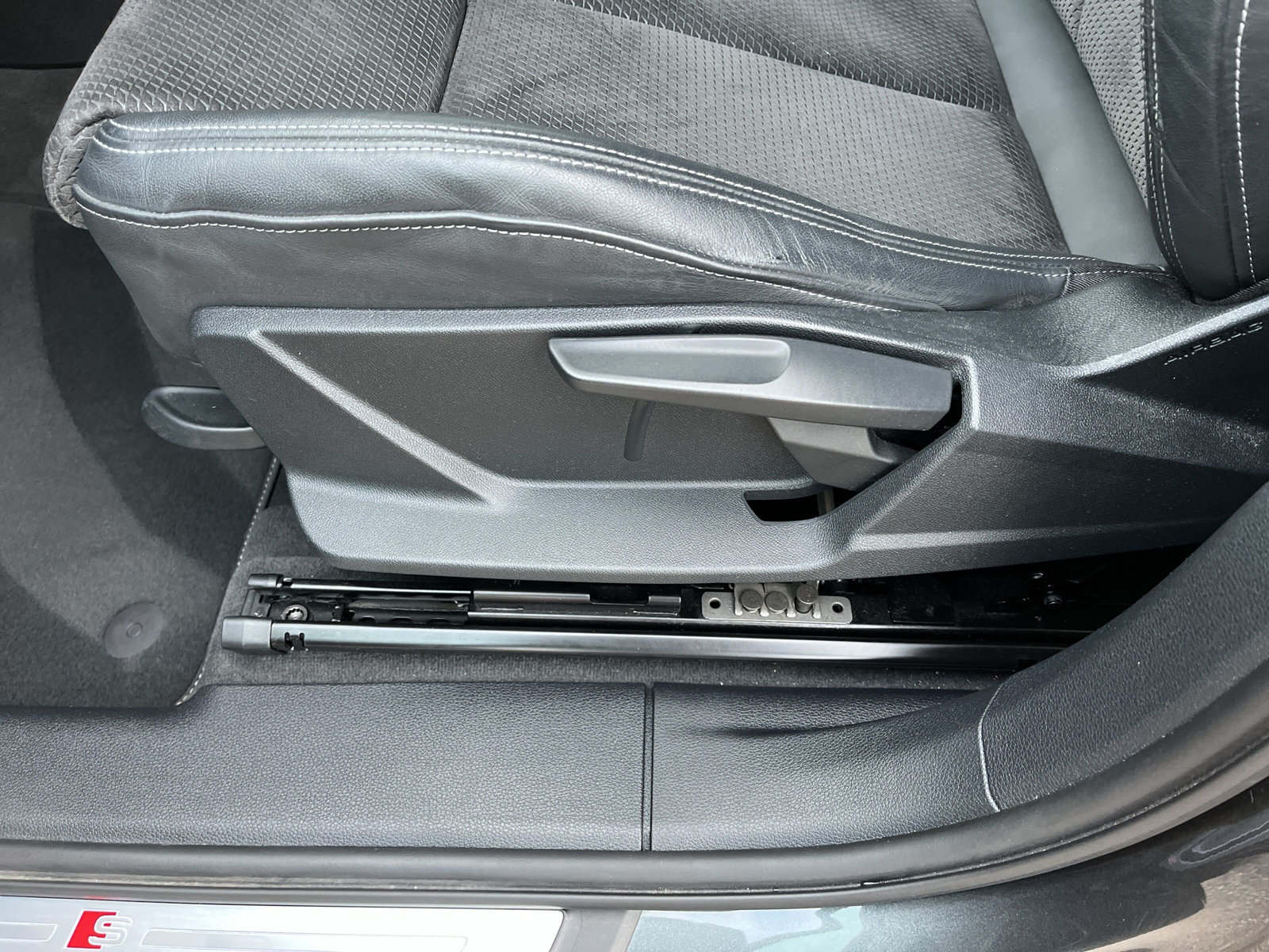 AUDI Q3 Sportback 35 TFSI S line - 19