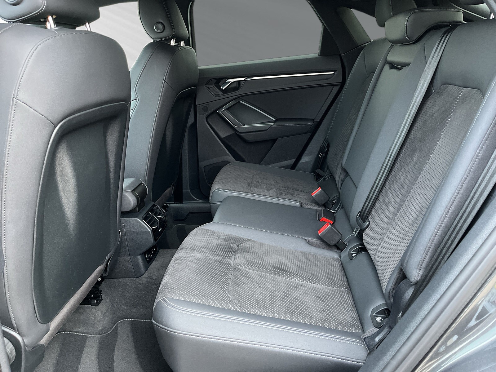 AUDI Q3 Sportback 35 TFSI S line - 7