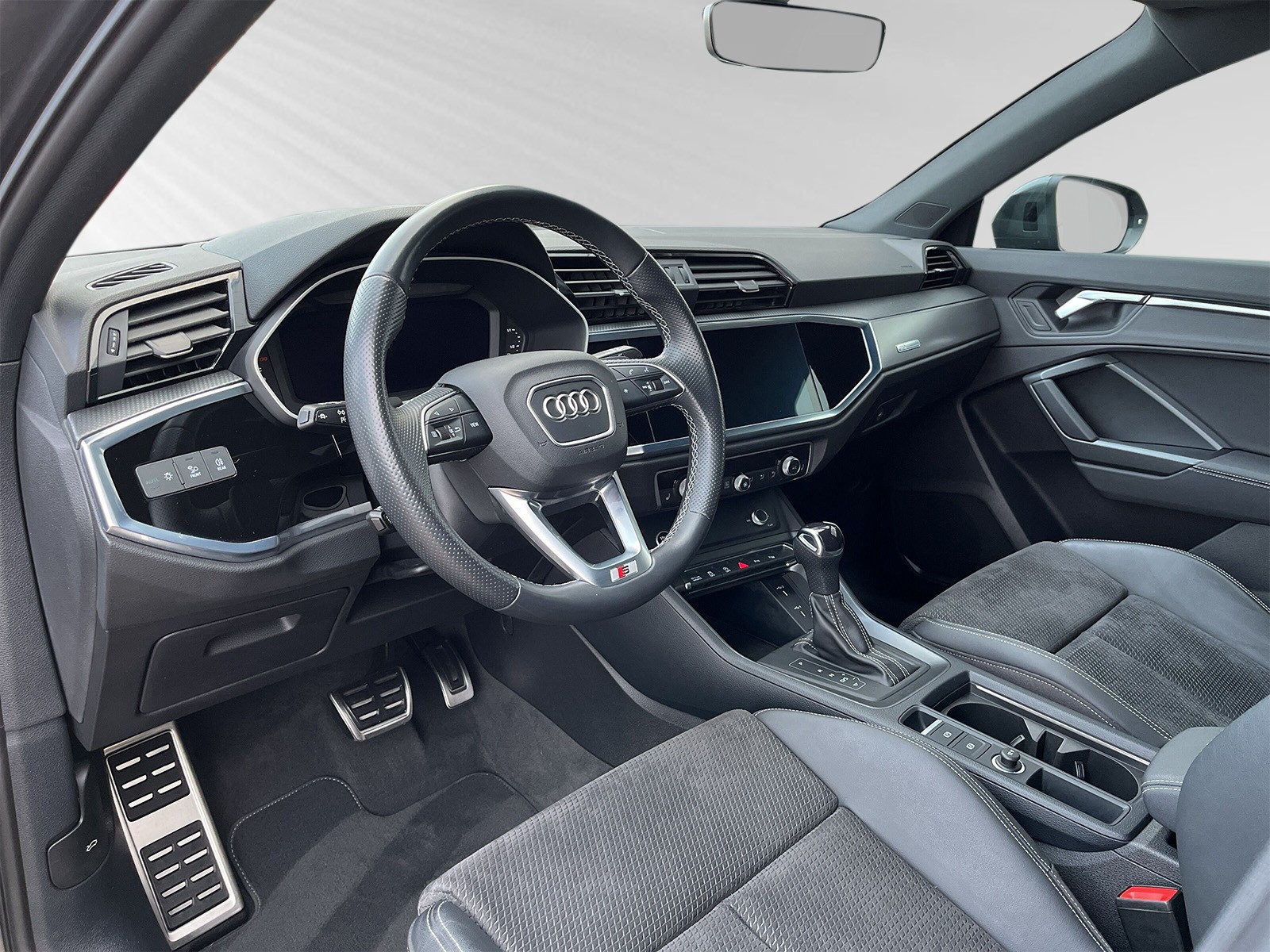 AUDI Q3 Sportback 35 TFSI S line - 4