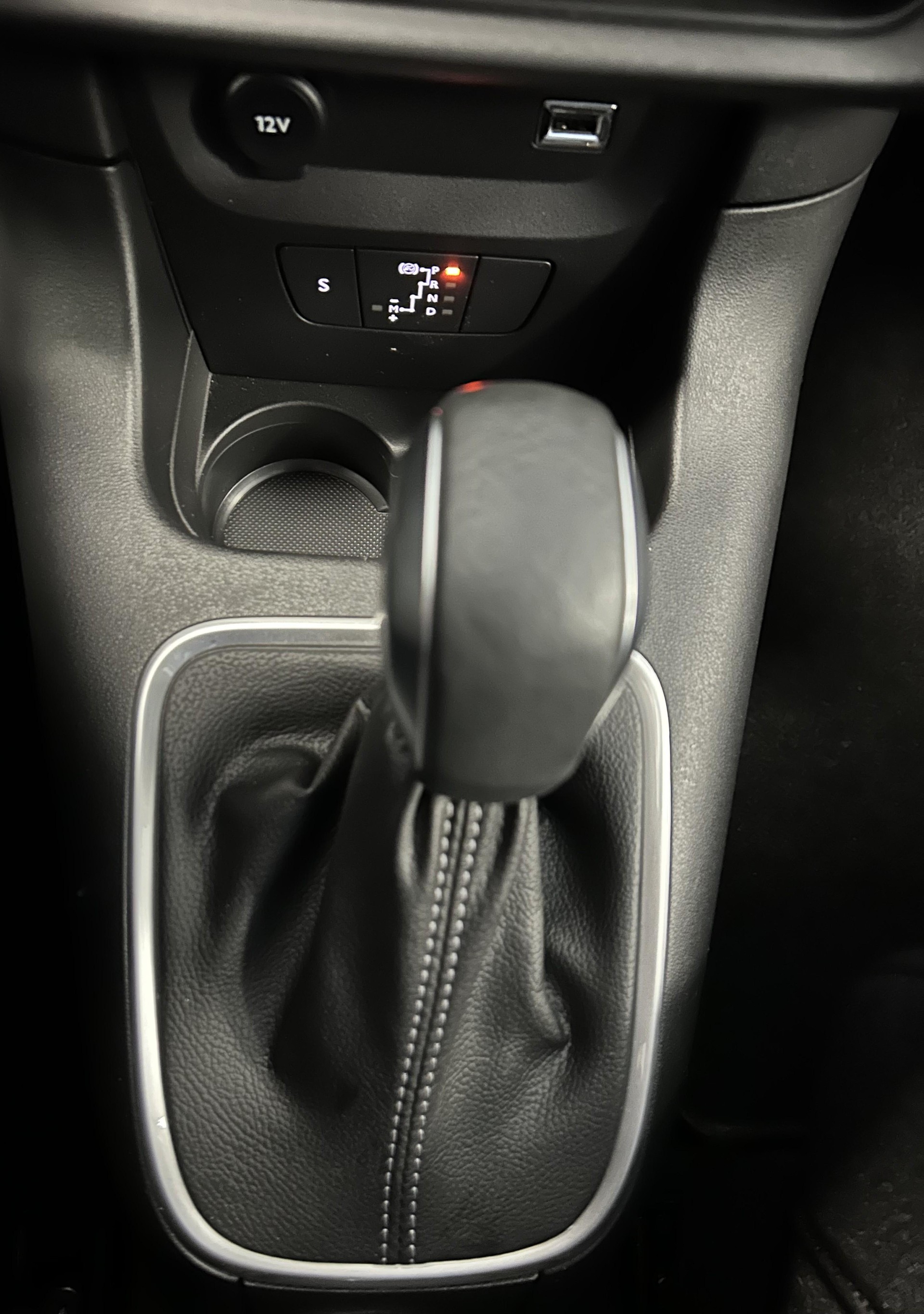 CITROEN C3 1.2 PureTech Shine - 11