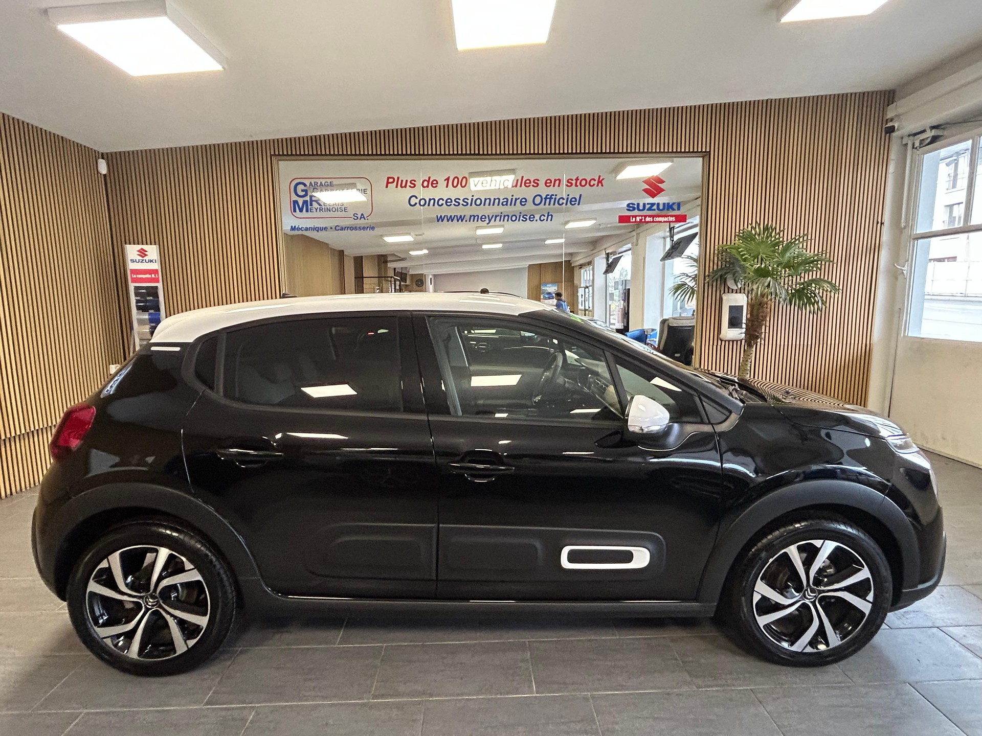 CITROEN C3 1.2 PureTech Shine