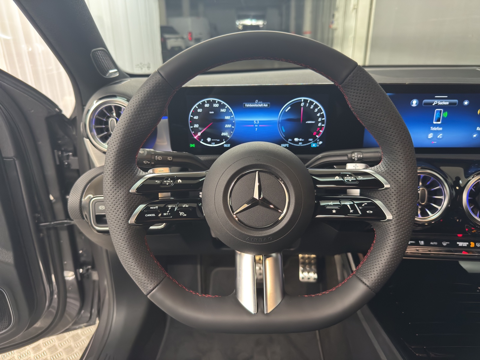 MERCEDES-BENZ A 250 e AMG Line EQ Star - 14