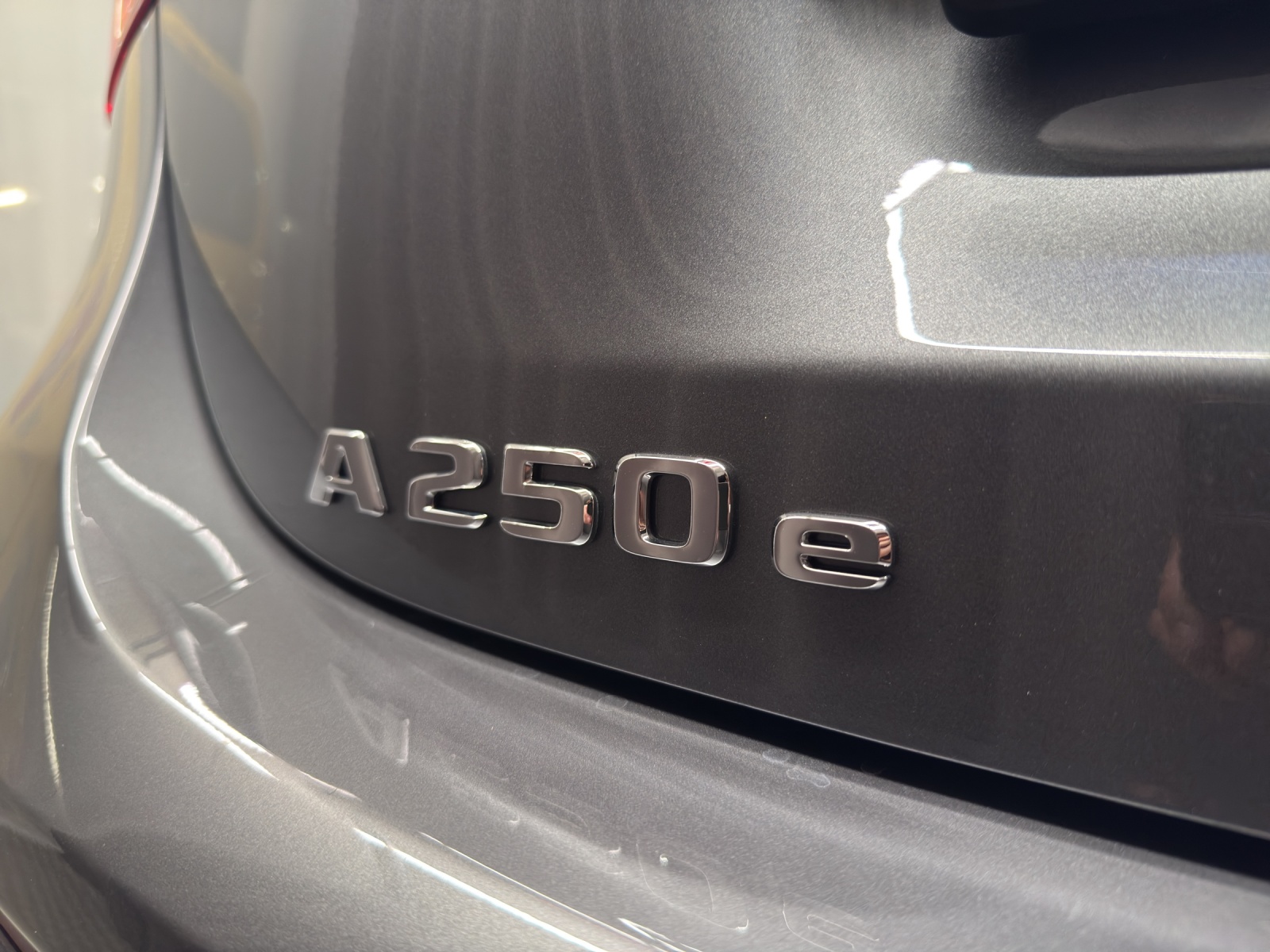 MERCEDES-BENZ A 250 e AMG Line EQ Star - 16