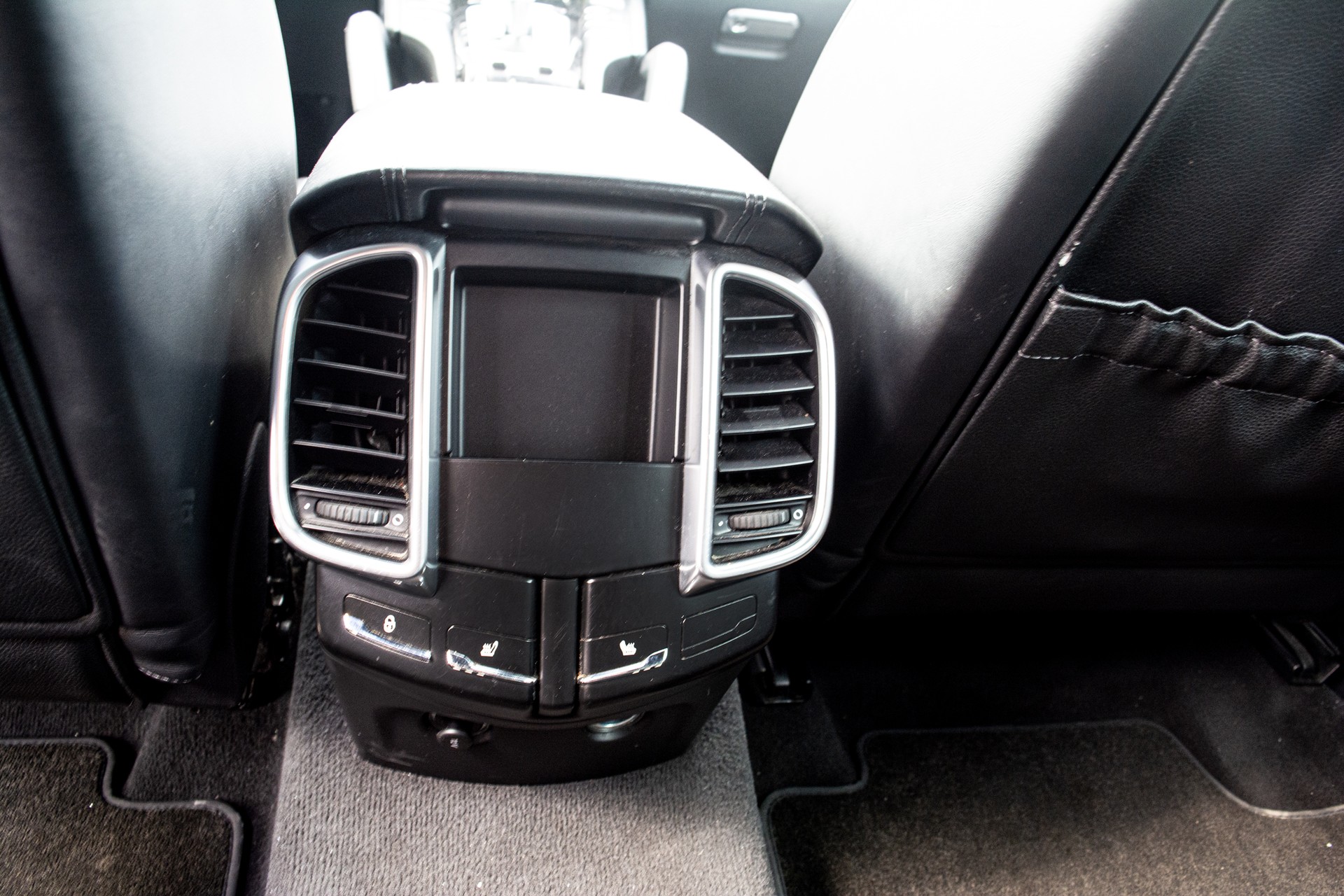 PORSCHE CAYENNE S - 16