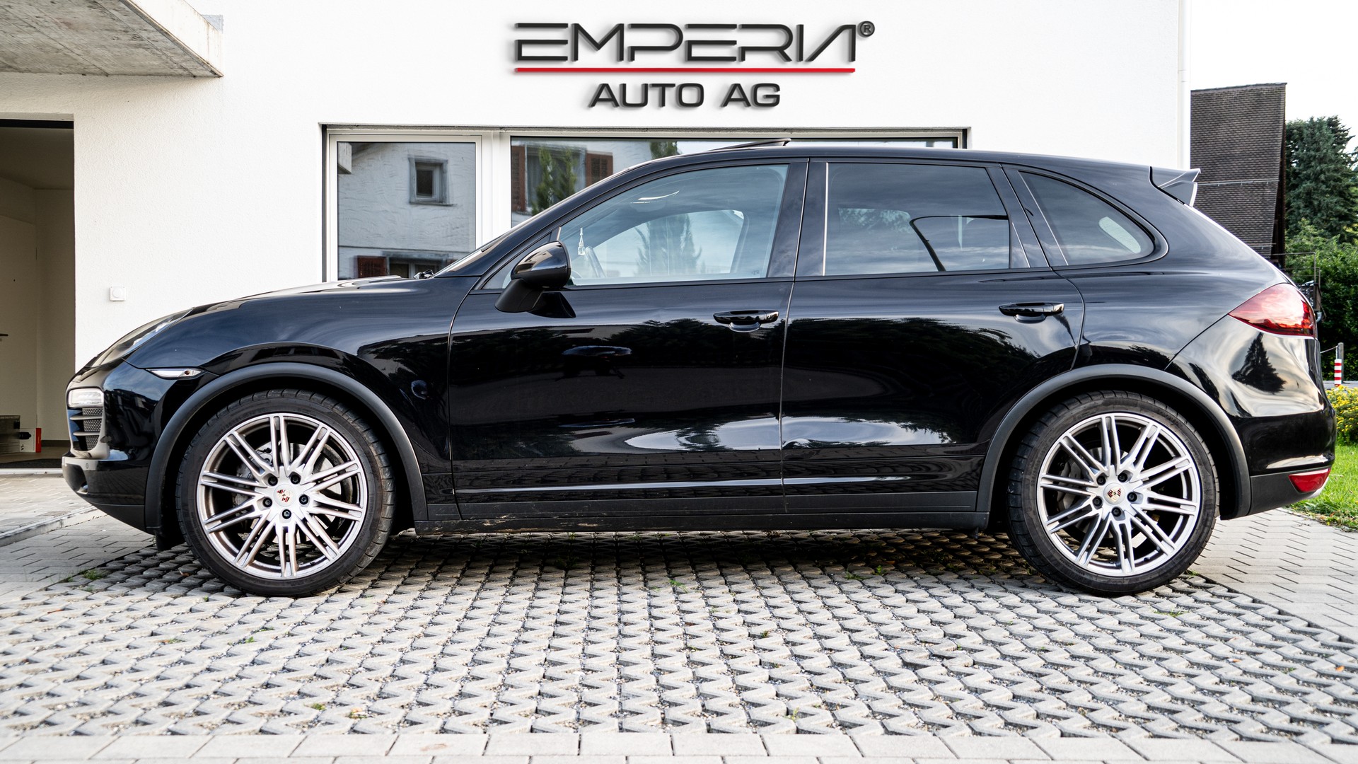 PORSCHE CAYENNE S - 7