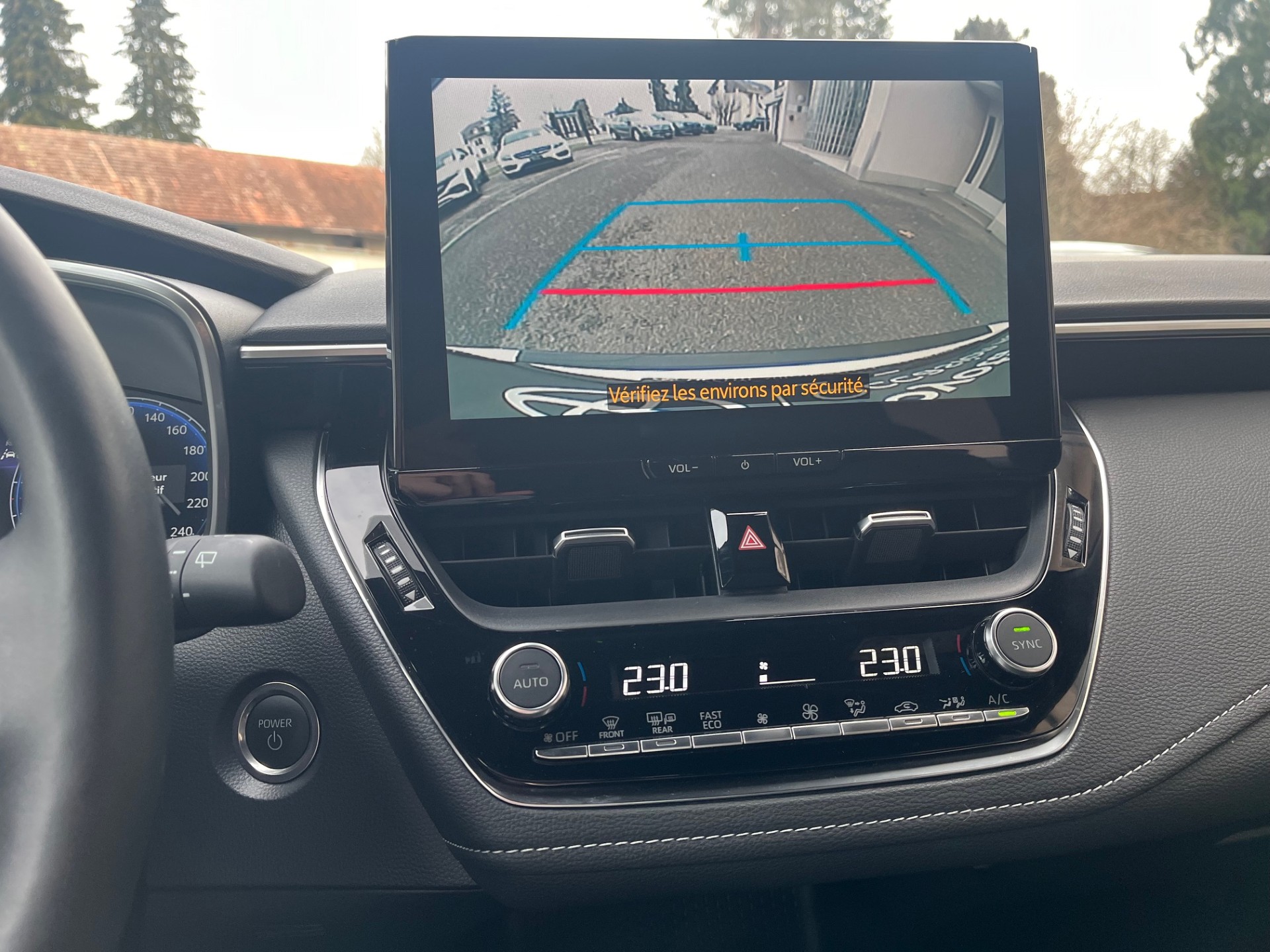 TOYOTA Corolla Touring Sports 1.8 HSD Comfort e-CVT - 10